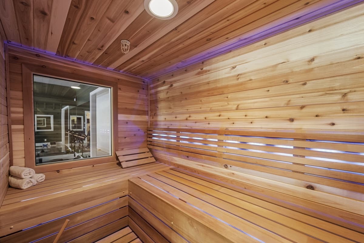 Quicksilver Haus - Image 50