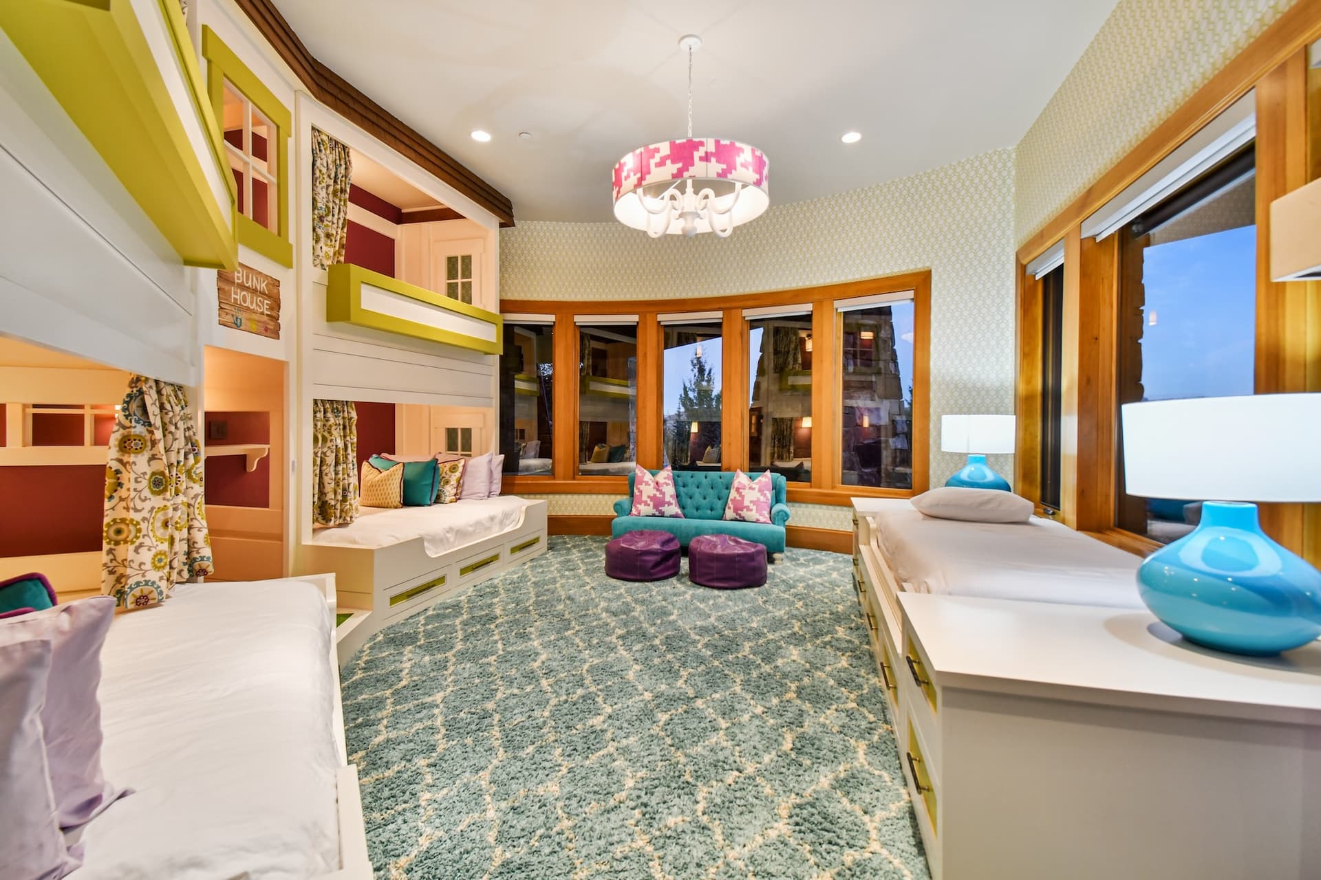 Dream Pointe - Image 35