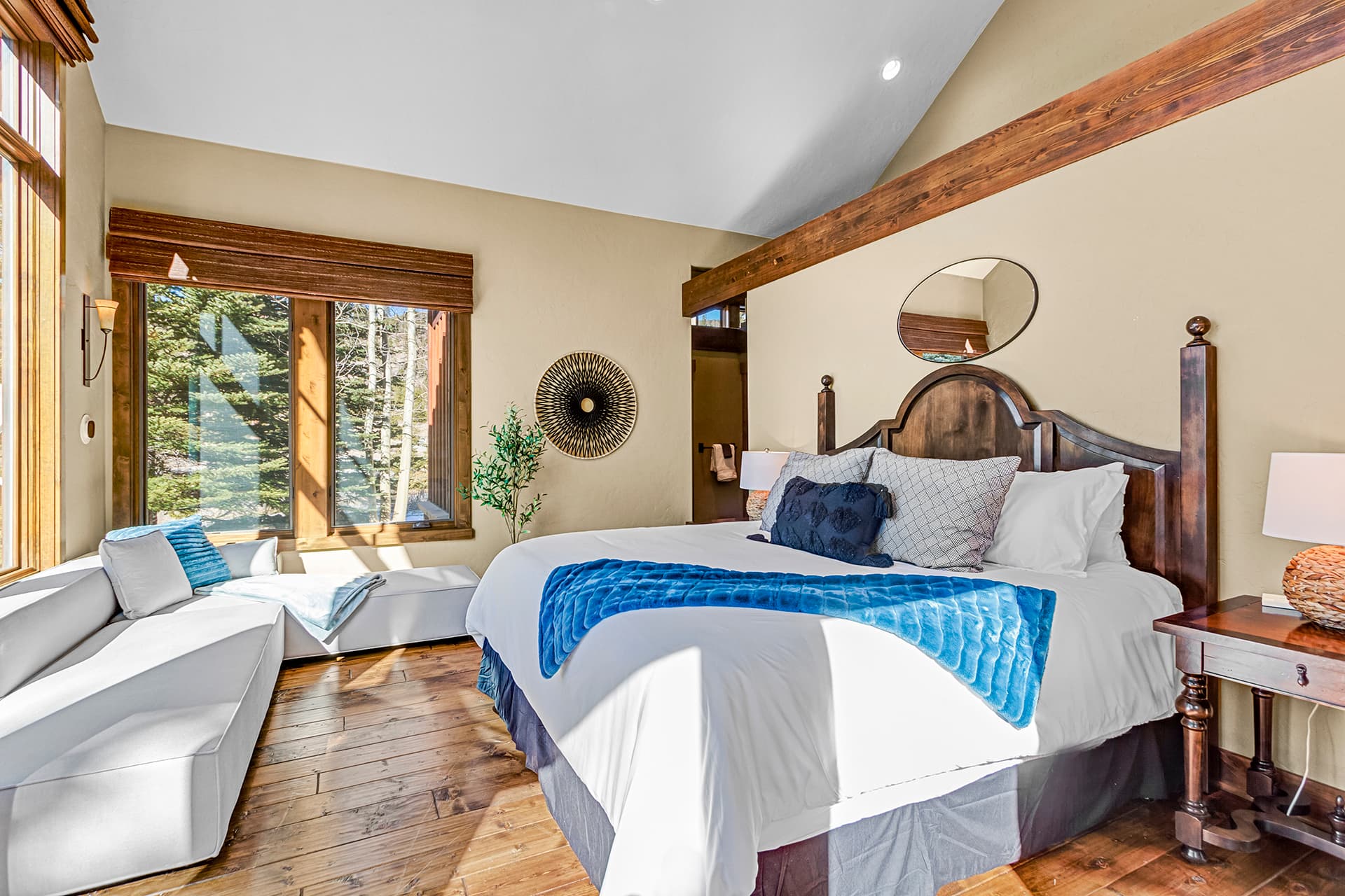 Twin Peaks Lodge - Image 25