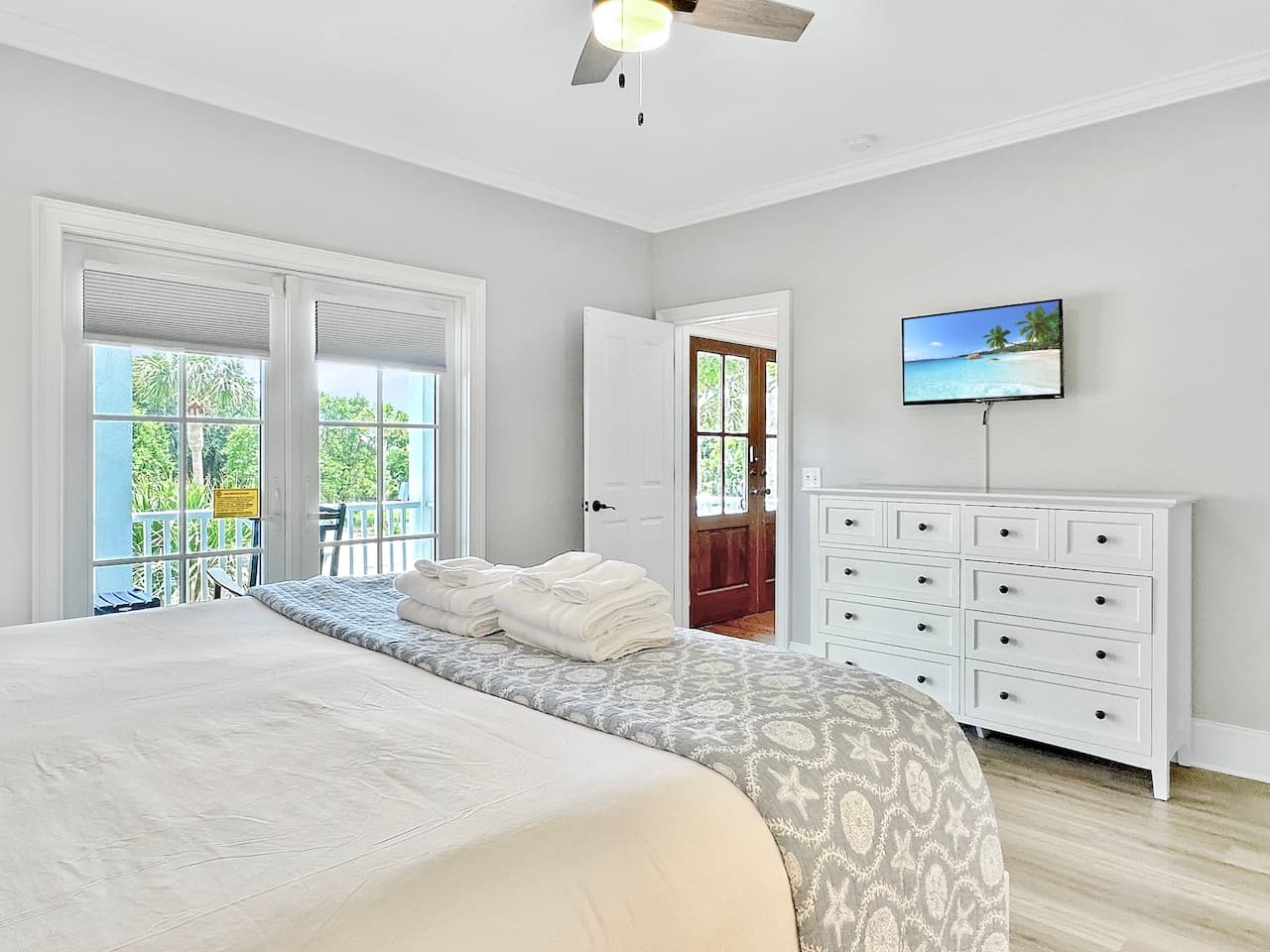 Beach Retreat - Image 47