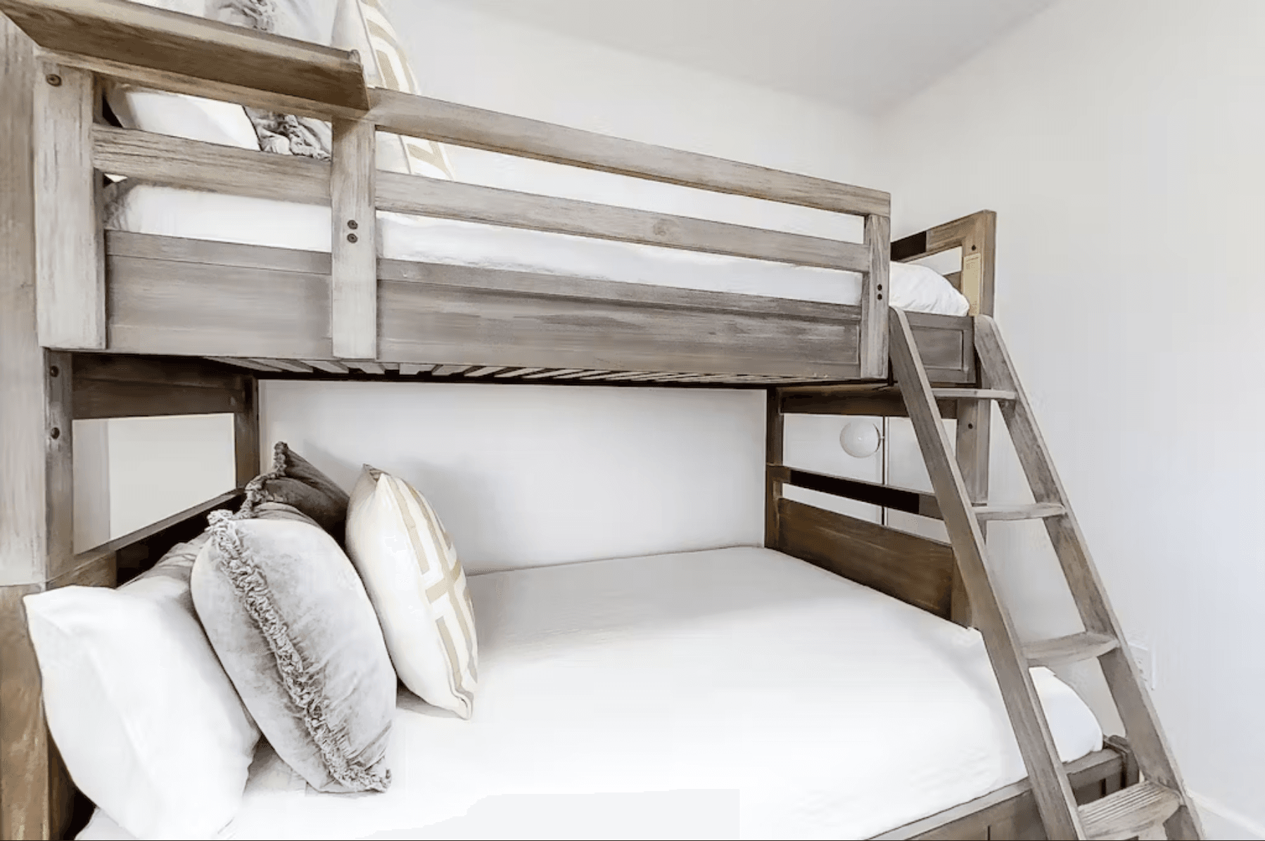 Tops'l Tides 0909 Home - Image 13