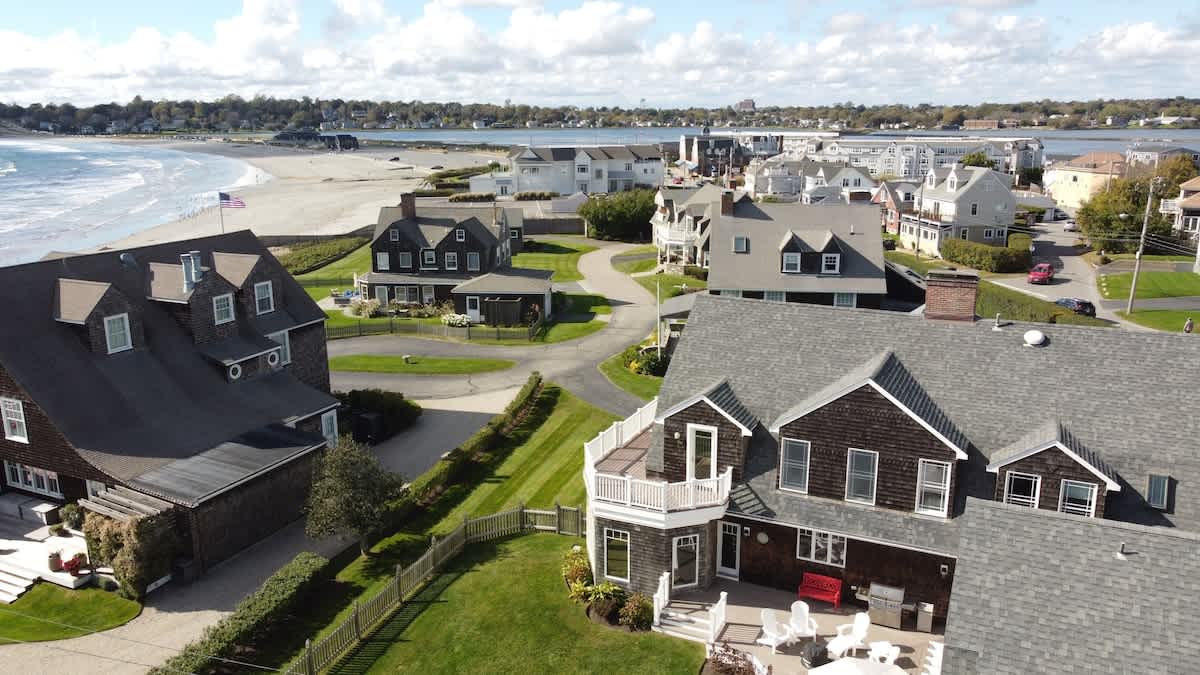 Beach Cottage - Image 41