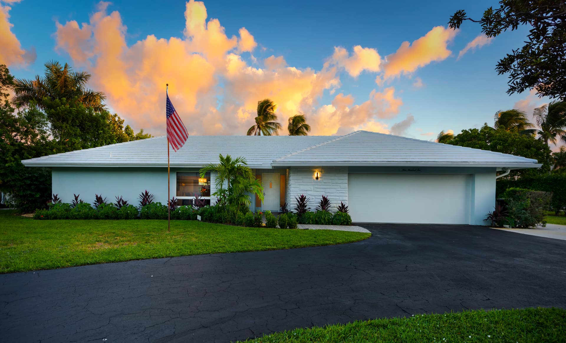 Spanish Trail Home - Image 26