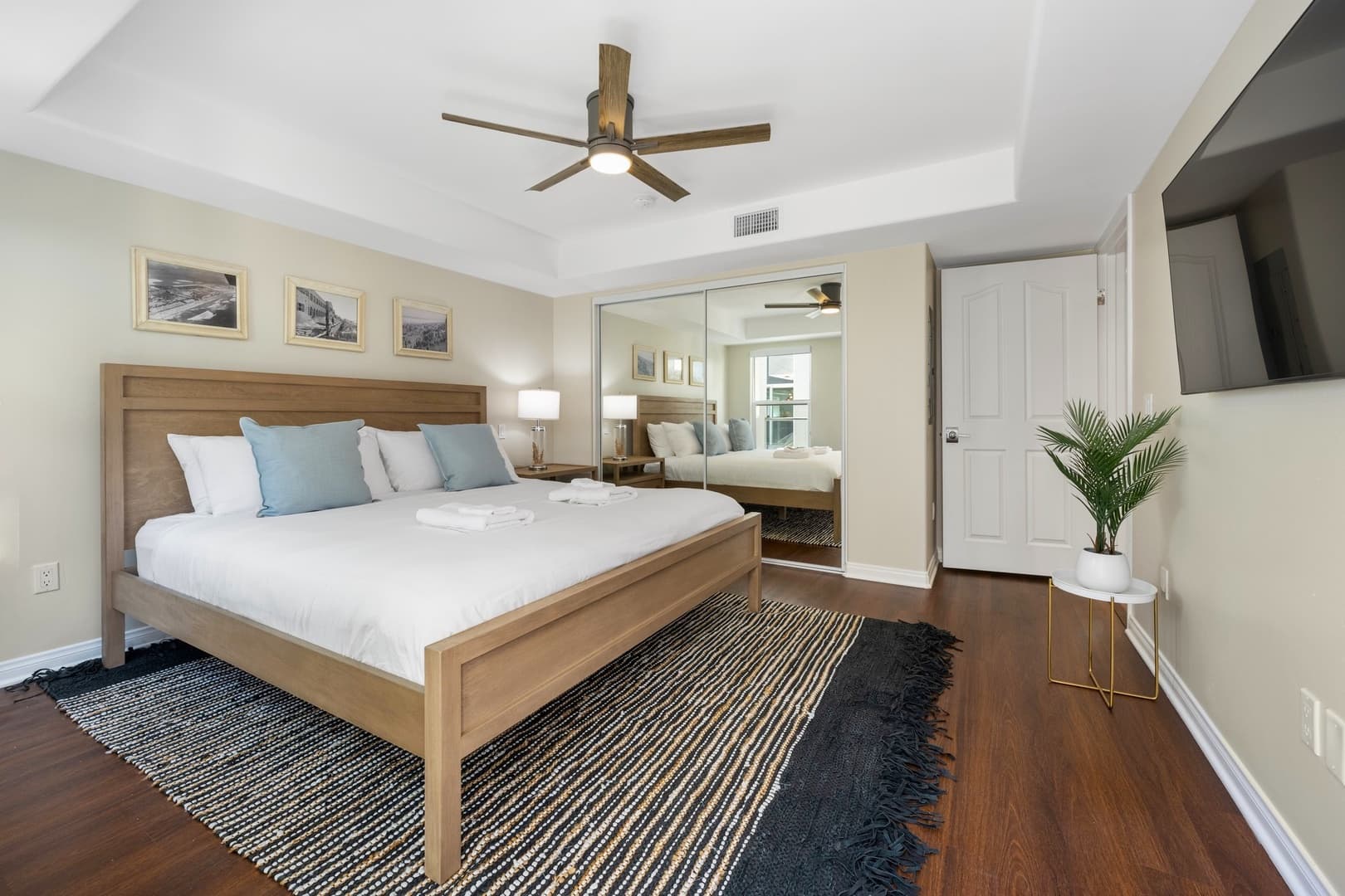 Oceanfront 1 North - Image 32