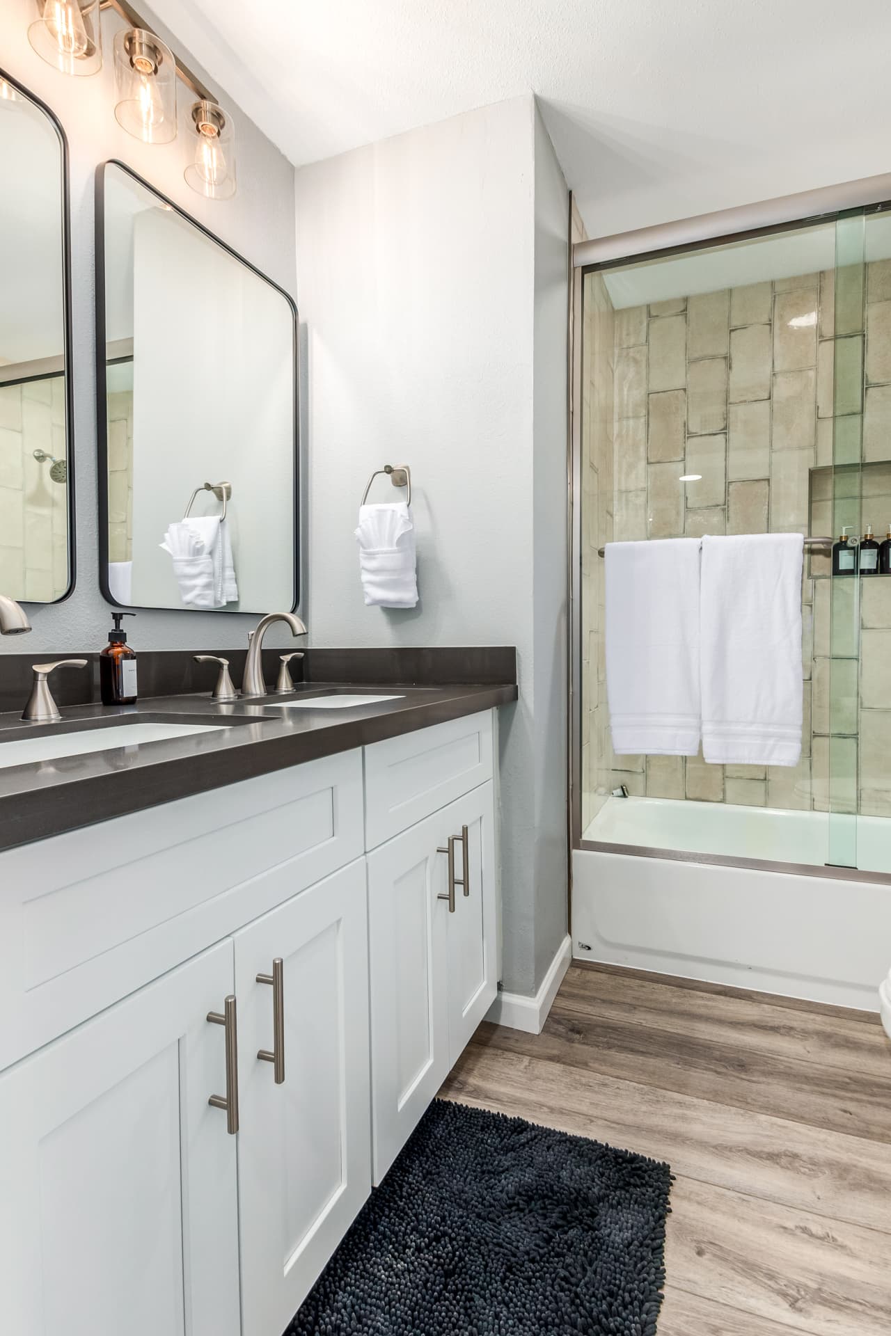 Monterey Retreat - Image 7