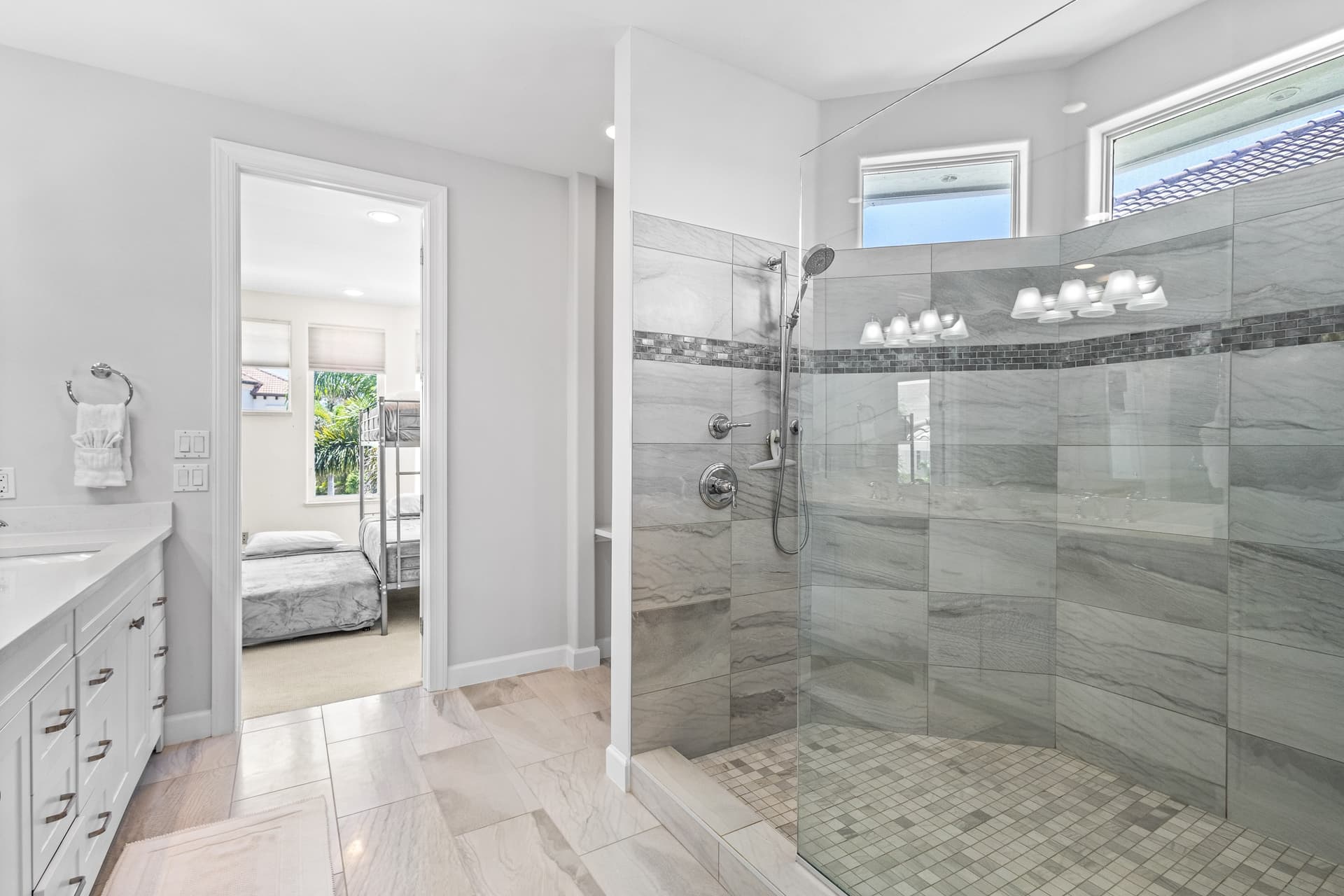 Sunshine Water - Image 19