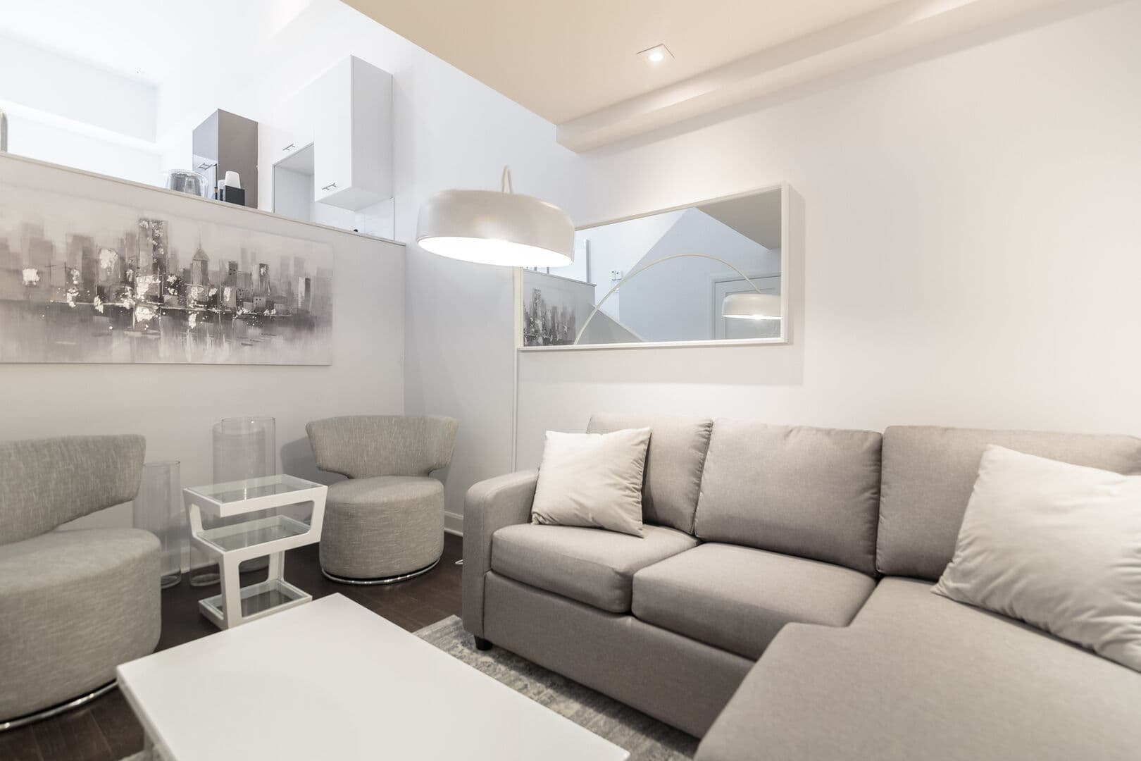 Speakeasy Home - Image 11