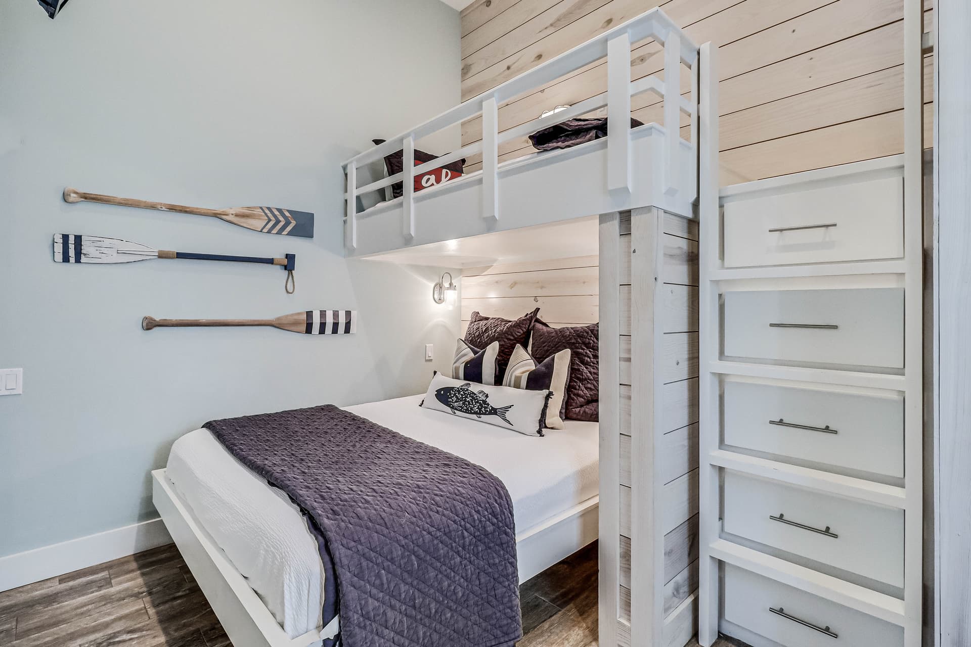 Wave and Sea House - Image 17