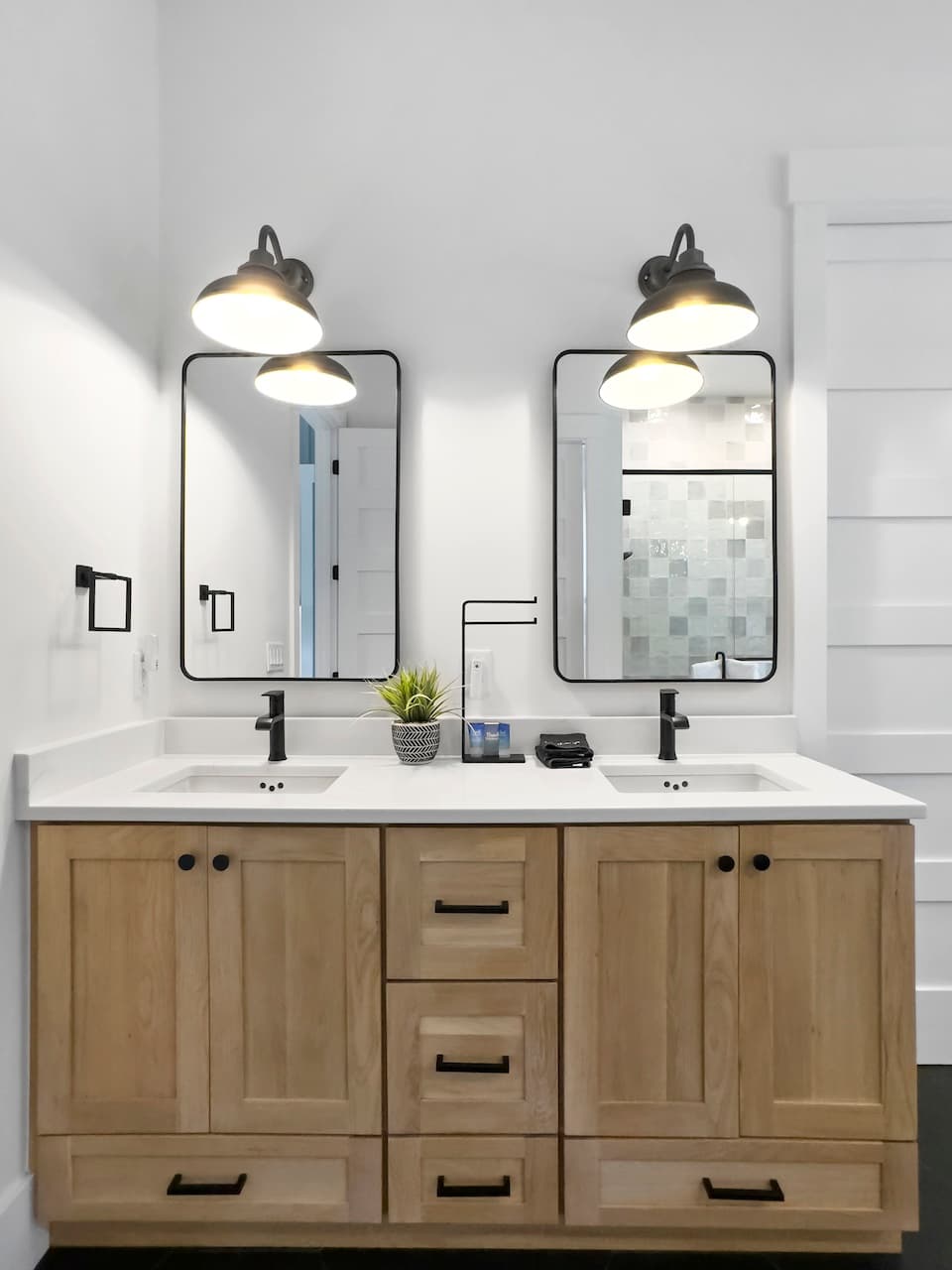 Amalfi Palms - Image 46