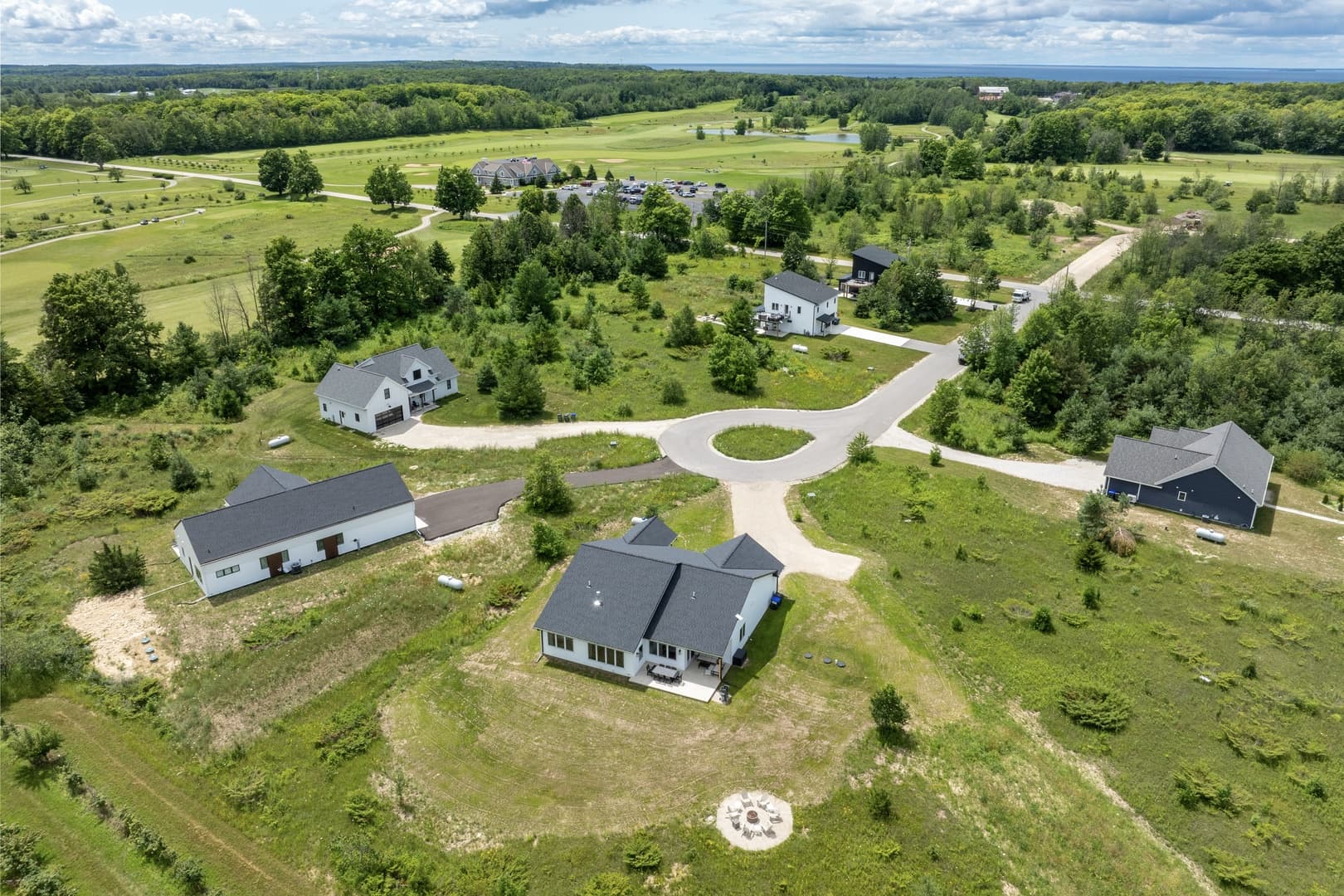 Orchard View Retreat - Image 3