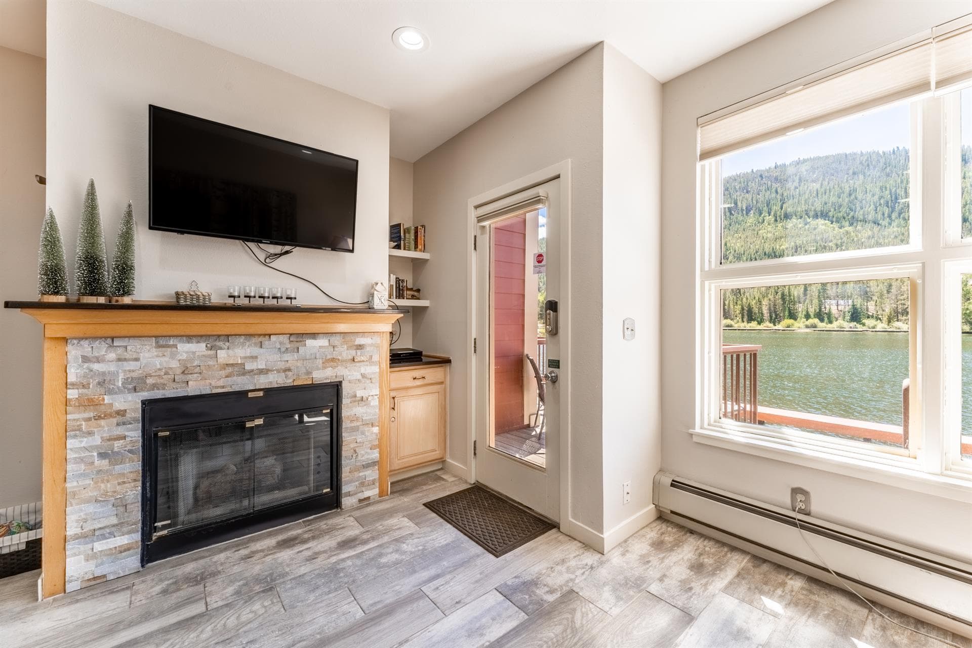 Lakeside Leisure - Image 2