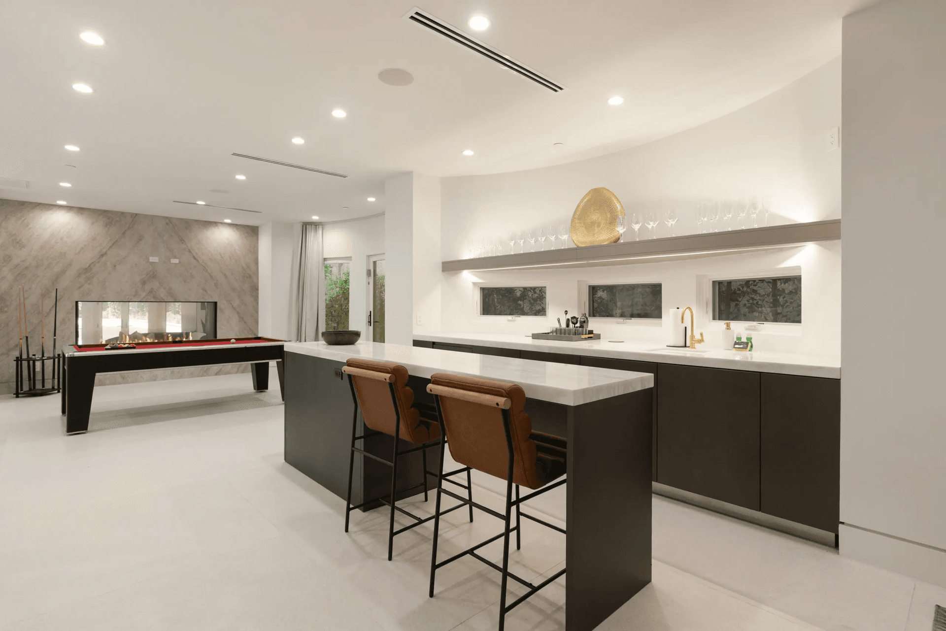 Noble Crest - Image 15