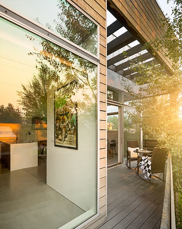 Yellow Mules Home - Image 14