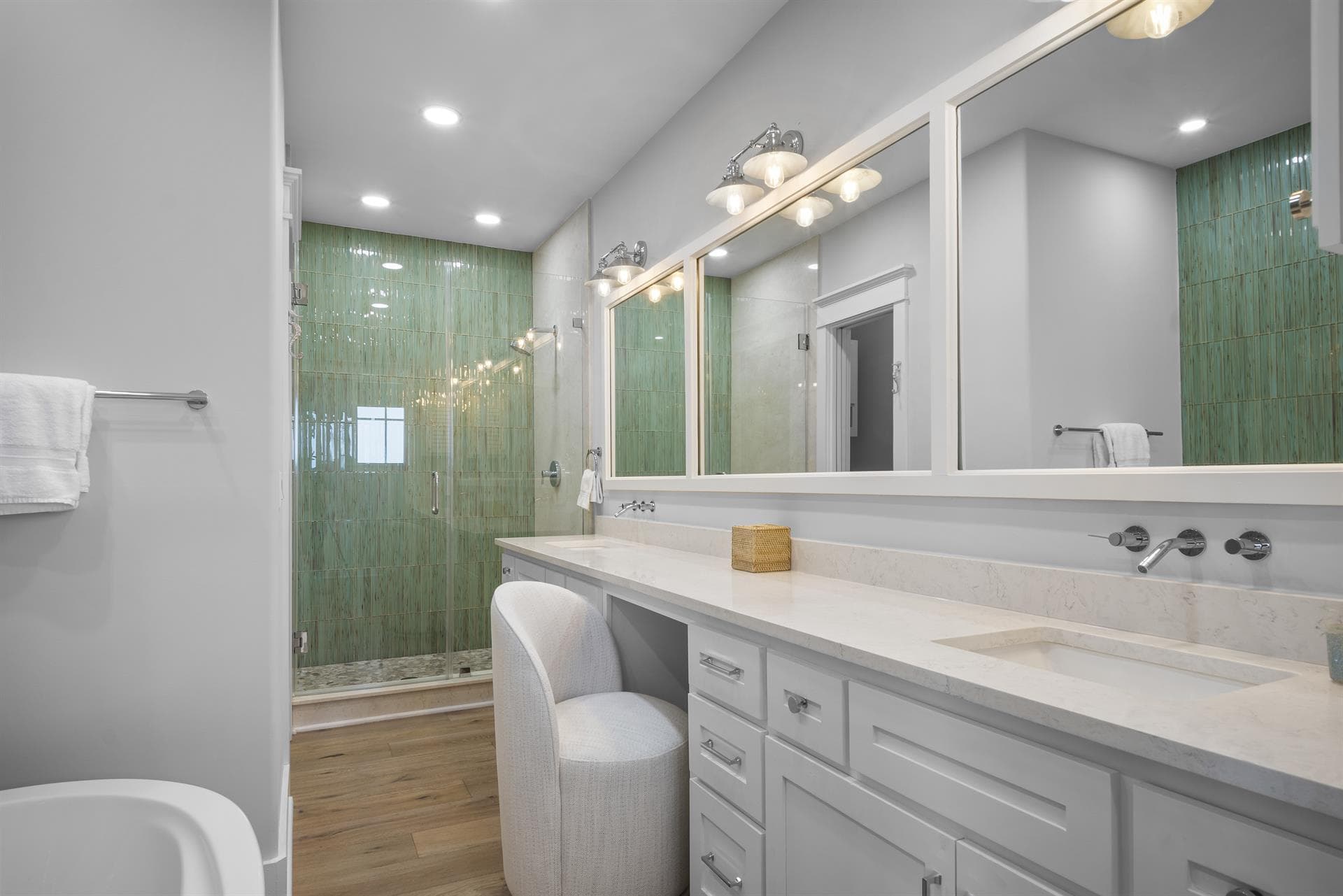 Sea of Dreams - Image 33