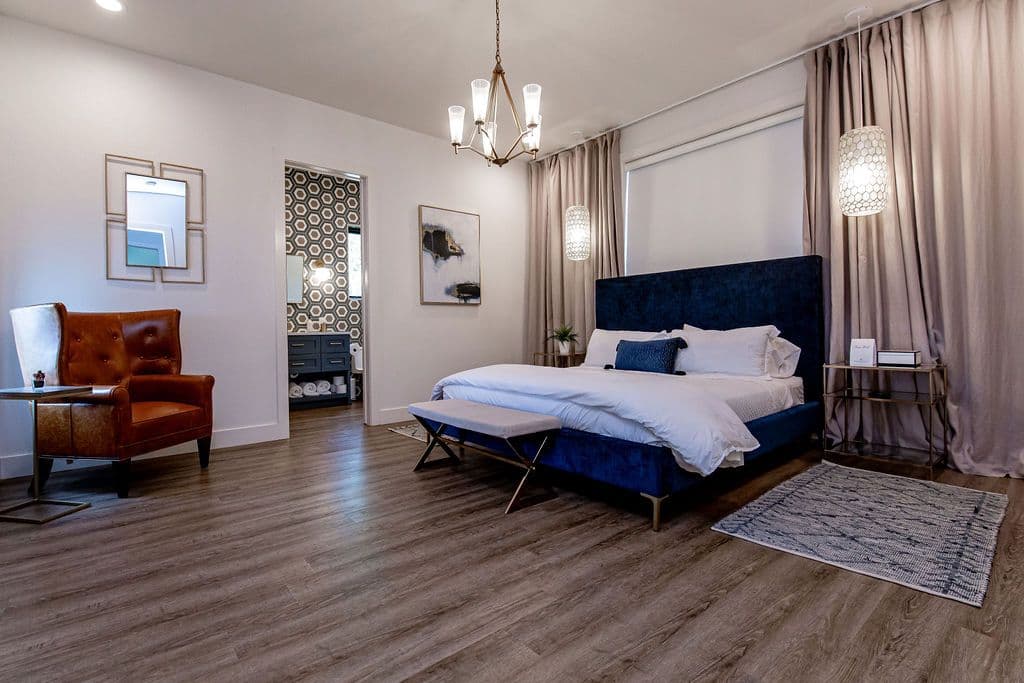 The Owners House - Image 35