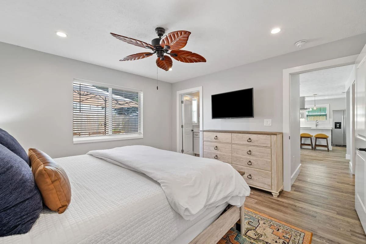 G By The Sea - Image 20