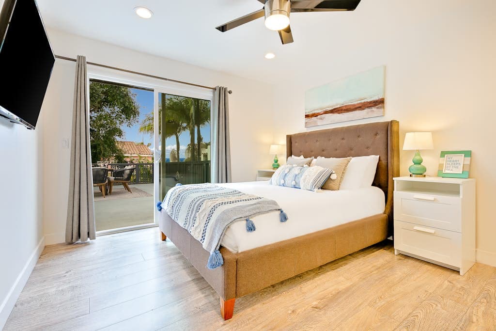 Retreat Compound - Image 13