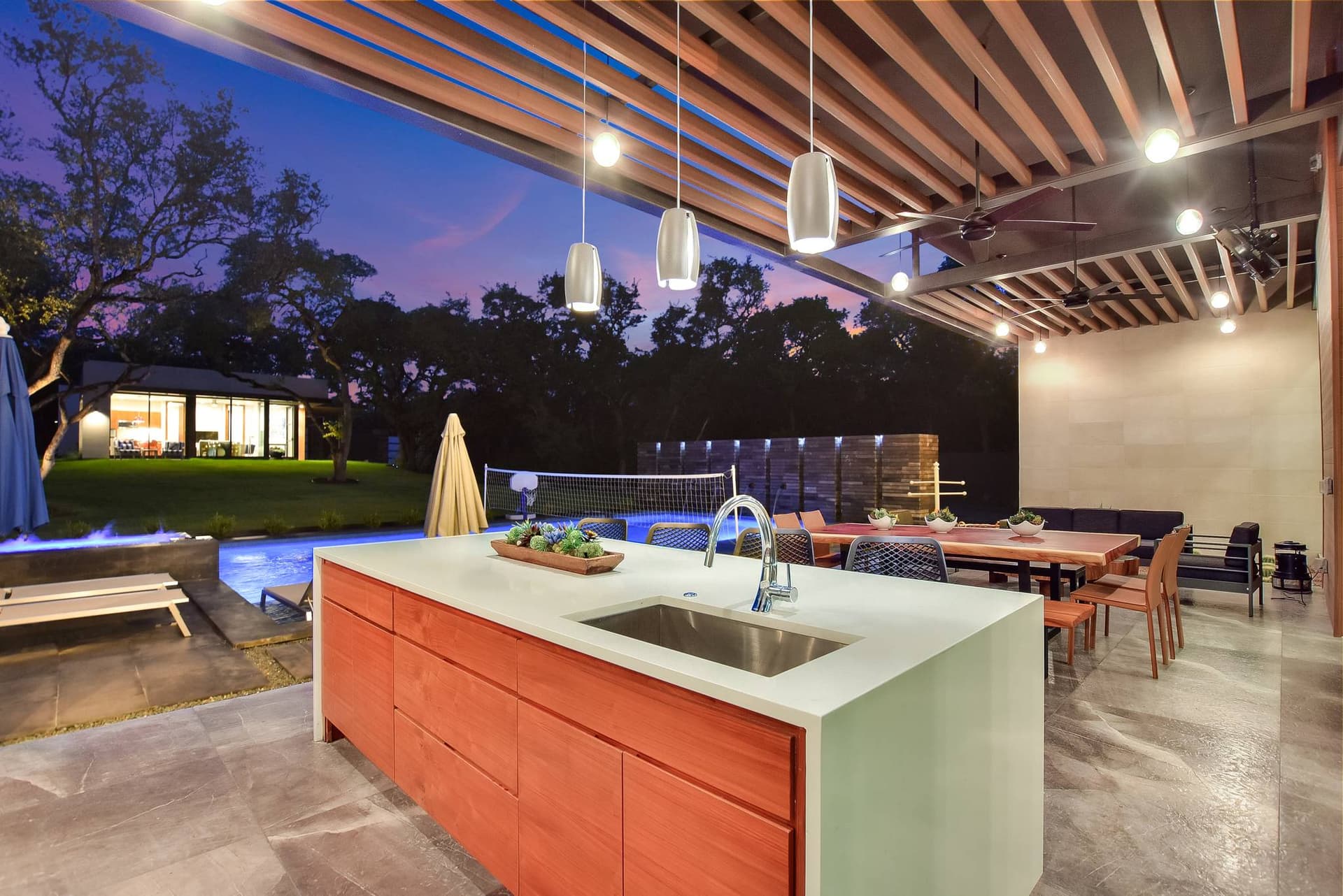 Austin Pinnacle - Image 6