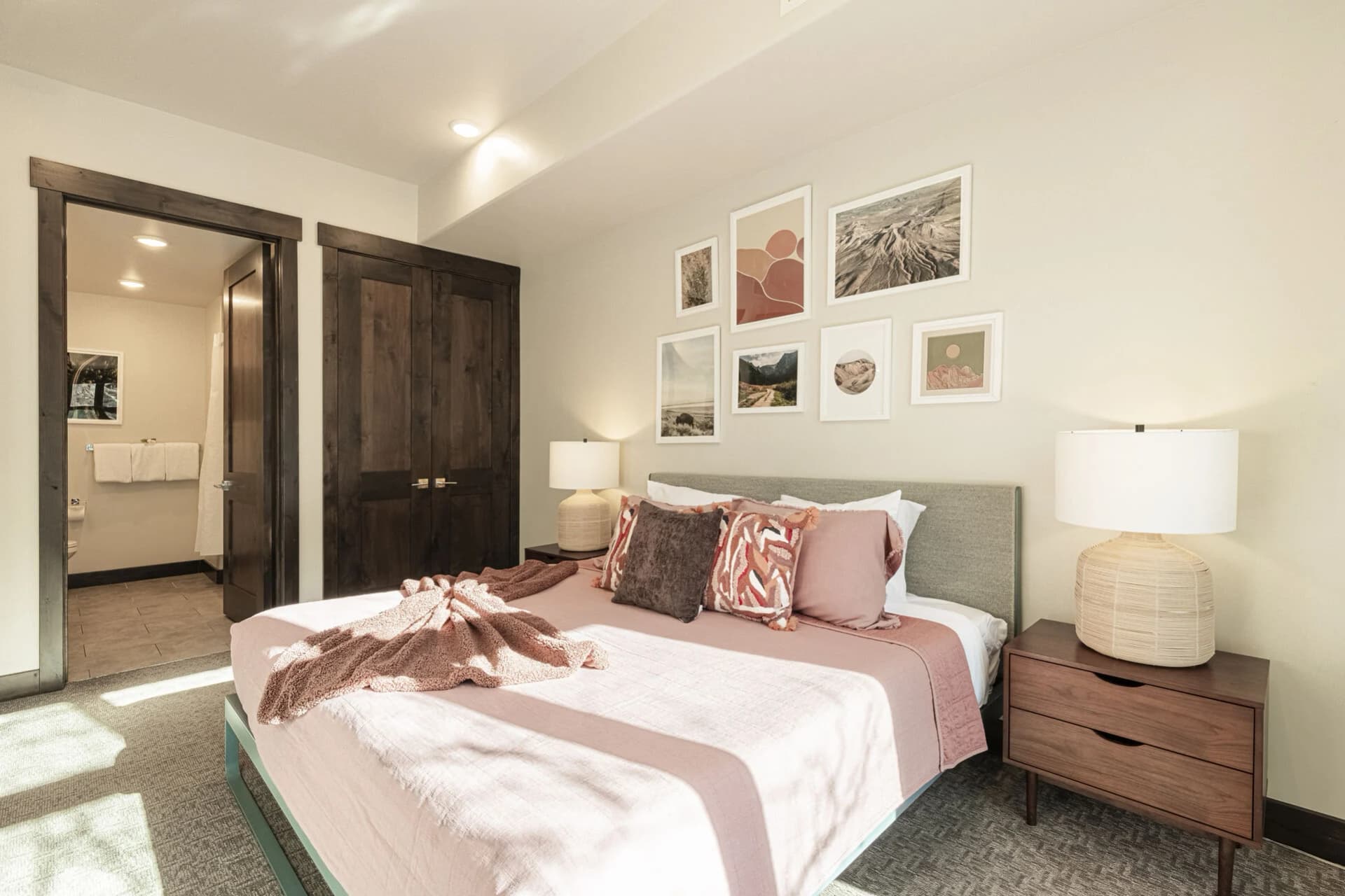 Blackstone Condo #108 - Image 24