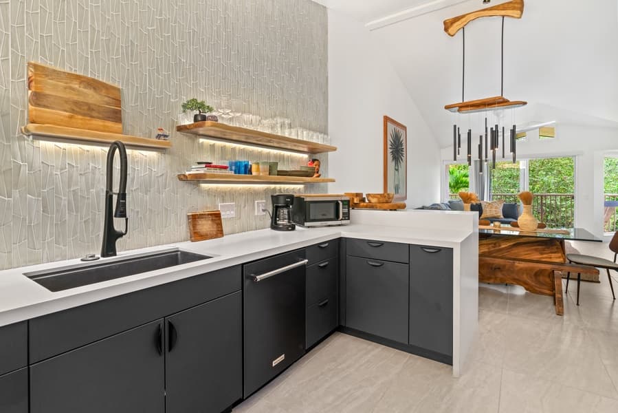 Mana Wahine - Image 5