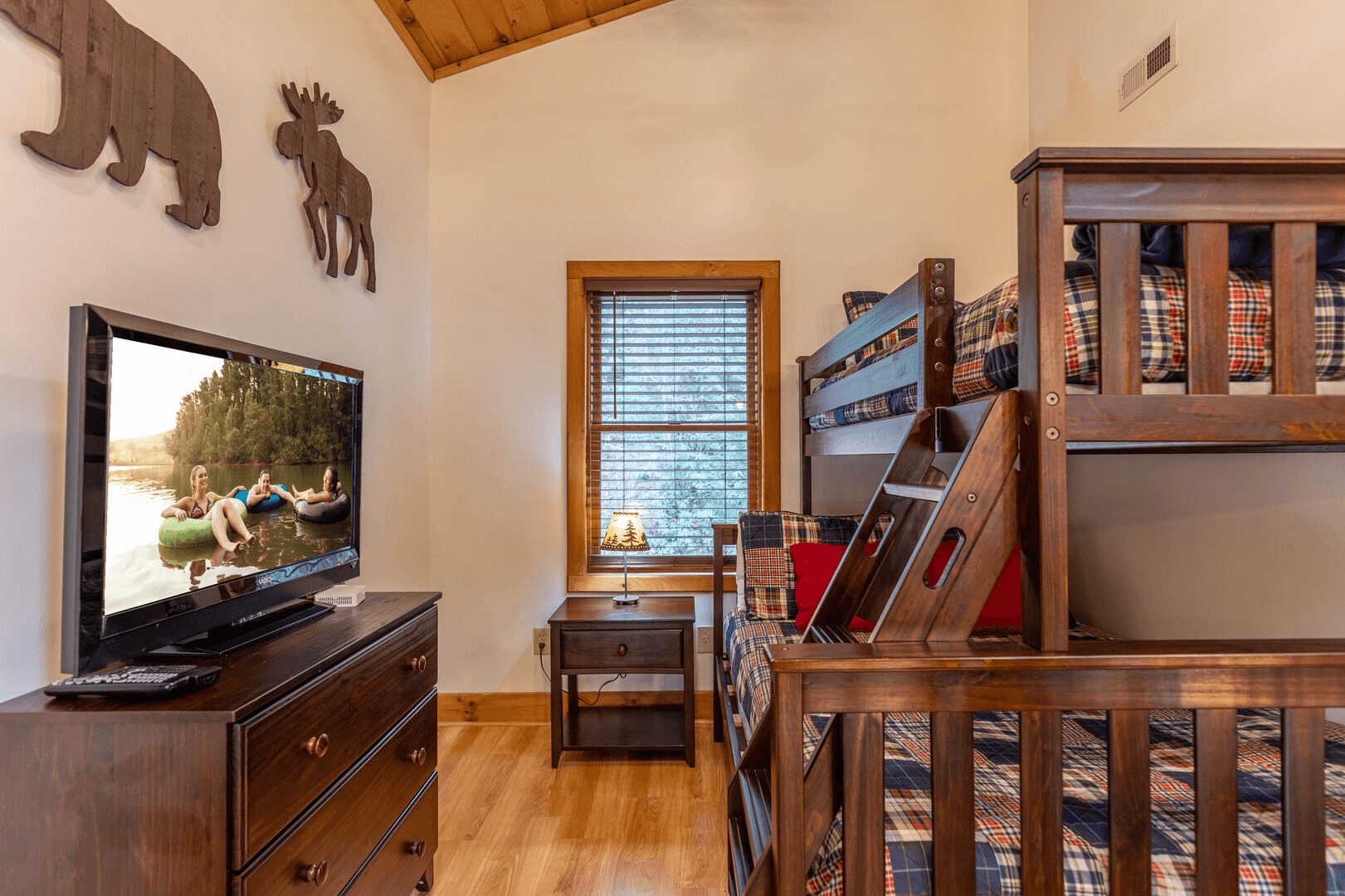 Lakeview Place - Image 20