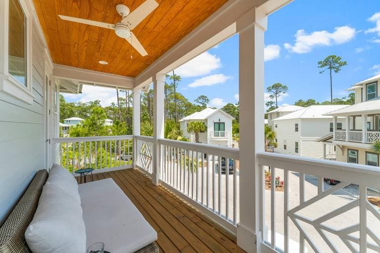 Wonderland at Treetop - Image 26