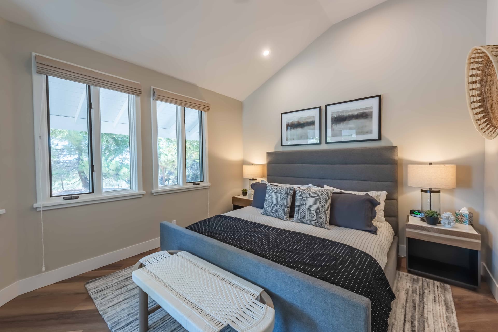 Arbor House - Image 25