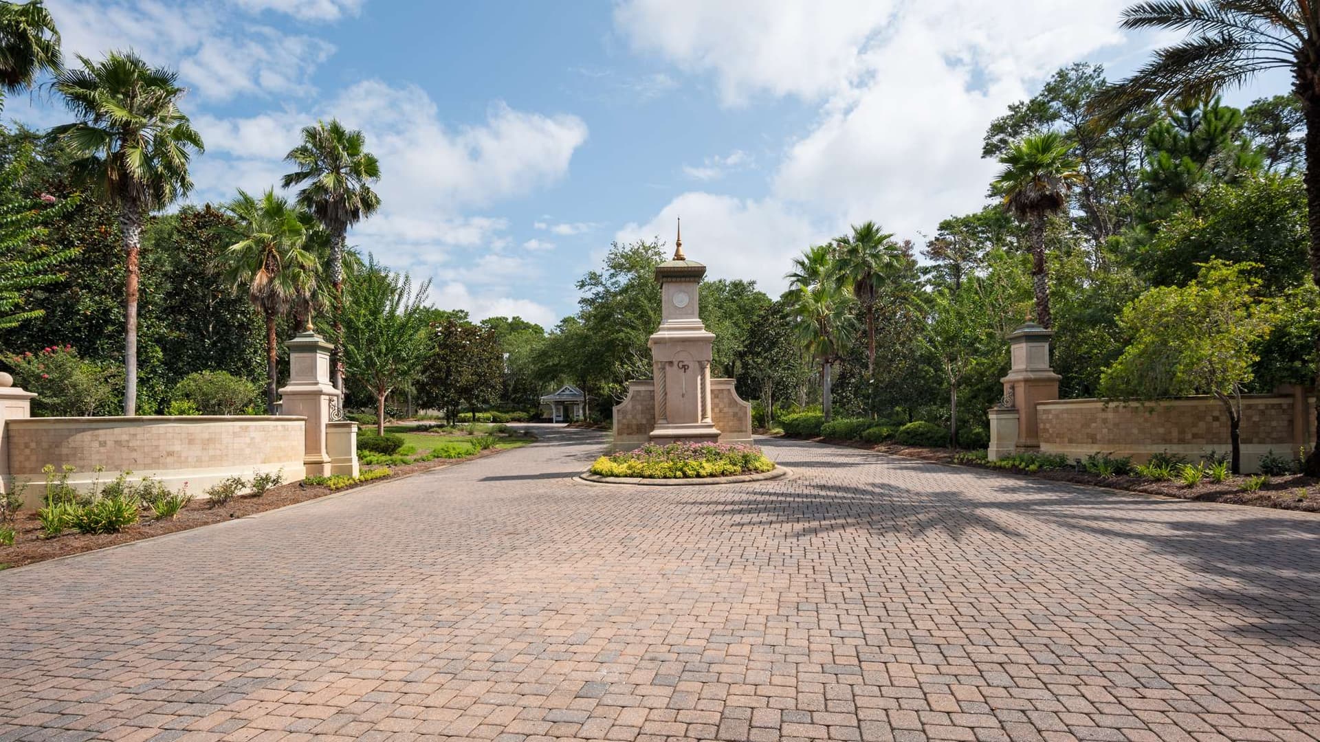 Grande Pointe Escape - Image 42