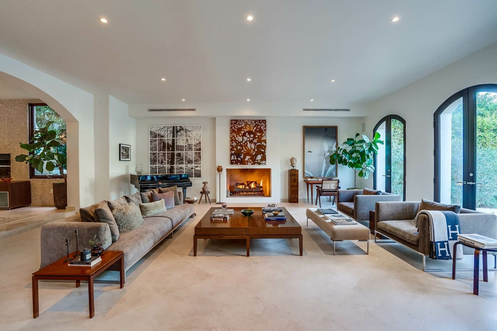 Alta Place  - Image 4