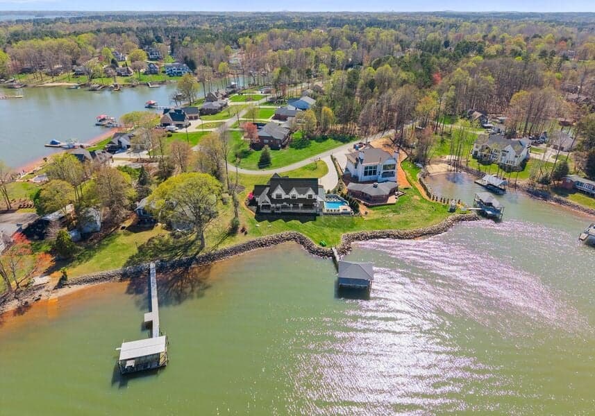 Circle Hollow - Image 3