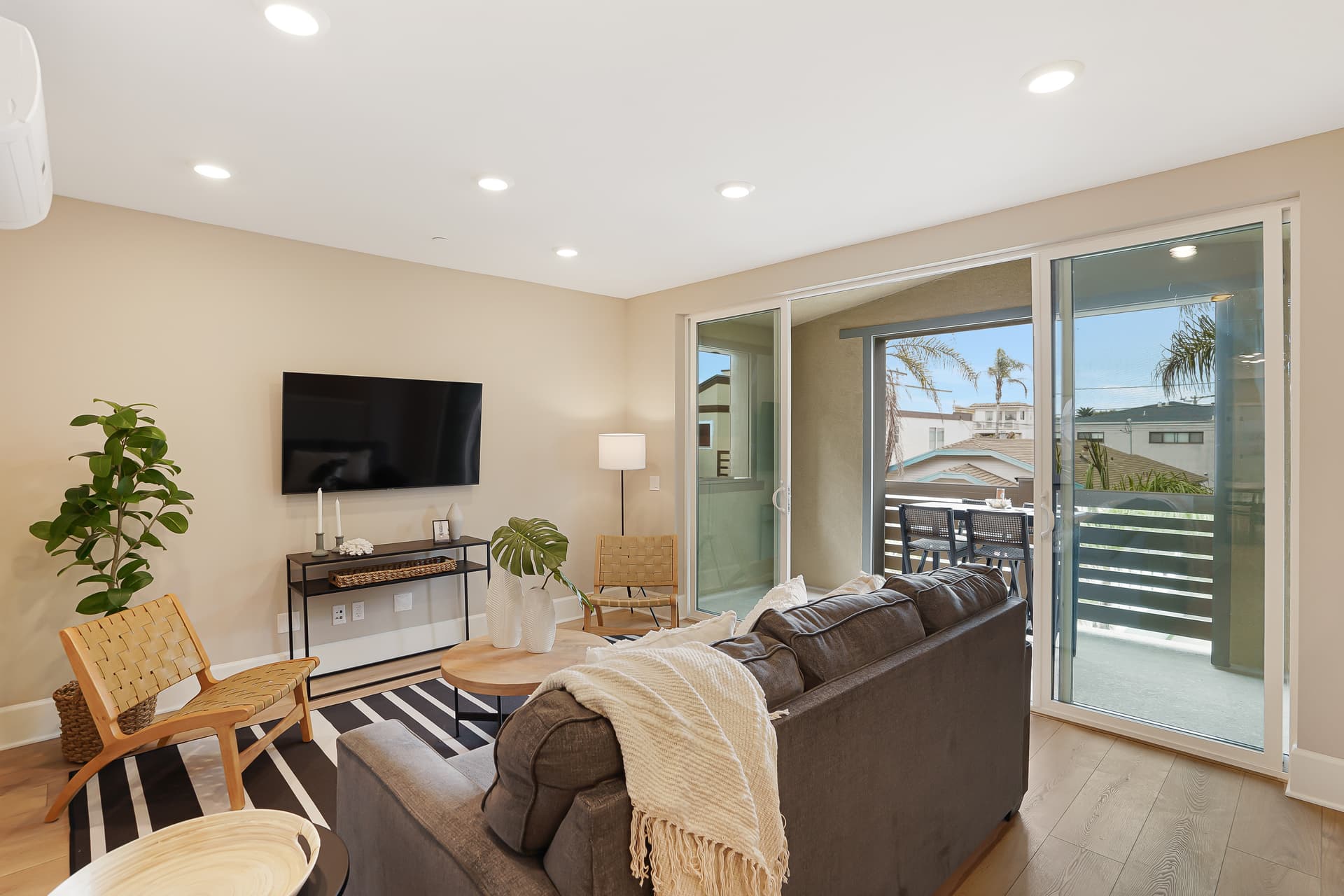 Bayside Cove Getaway - Image 5