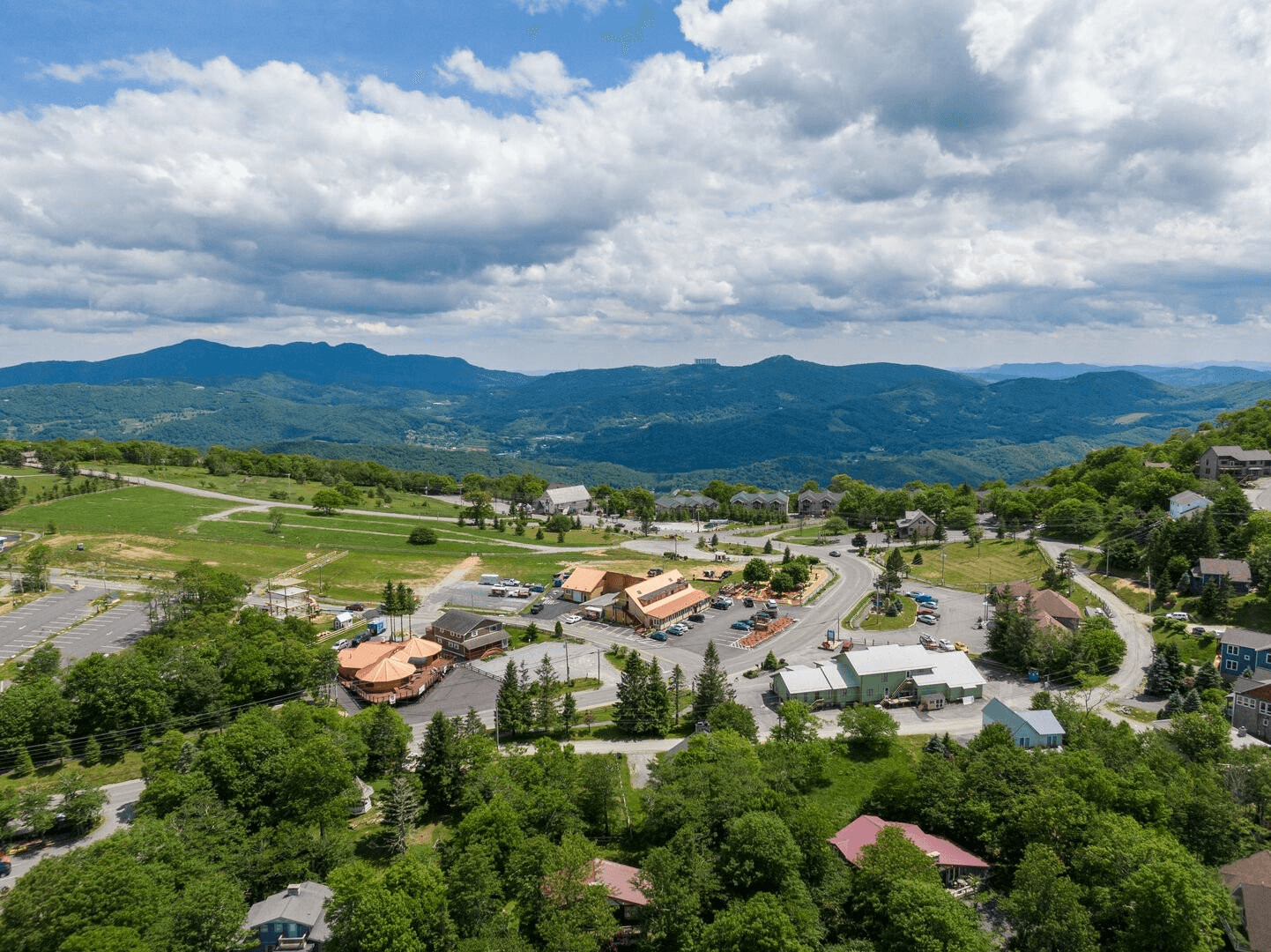 Halftime Haus - Image 45