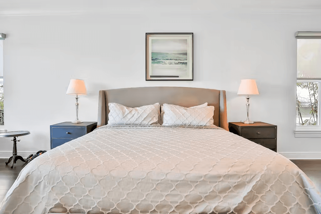 Island Estate Waterfront Villa - Image 30