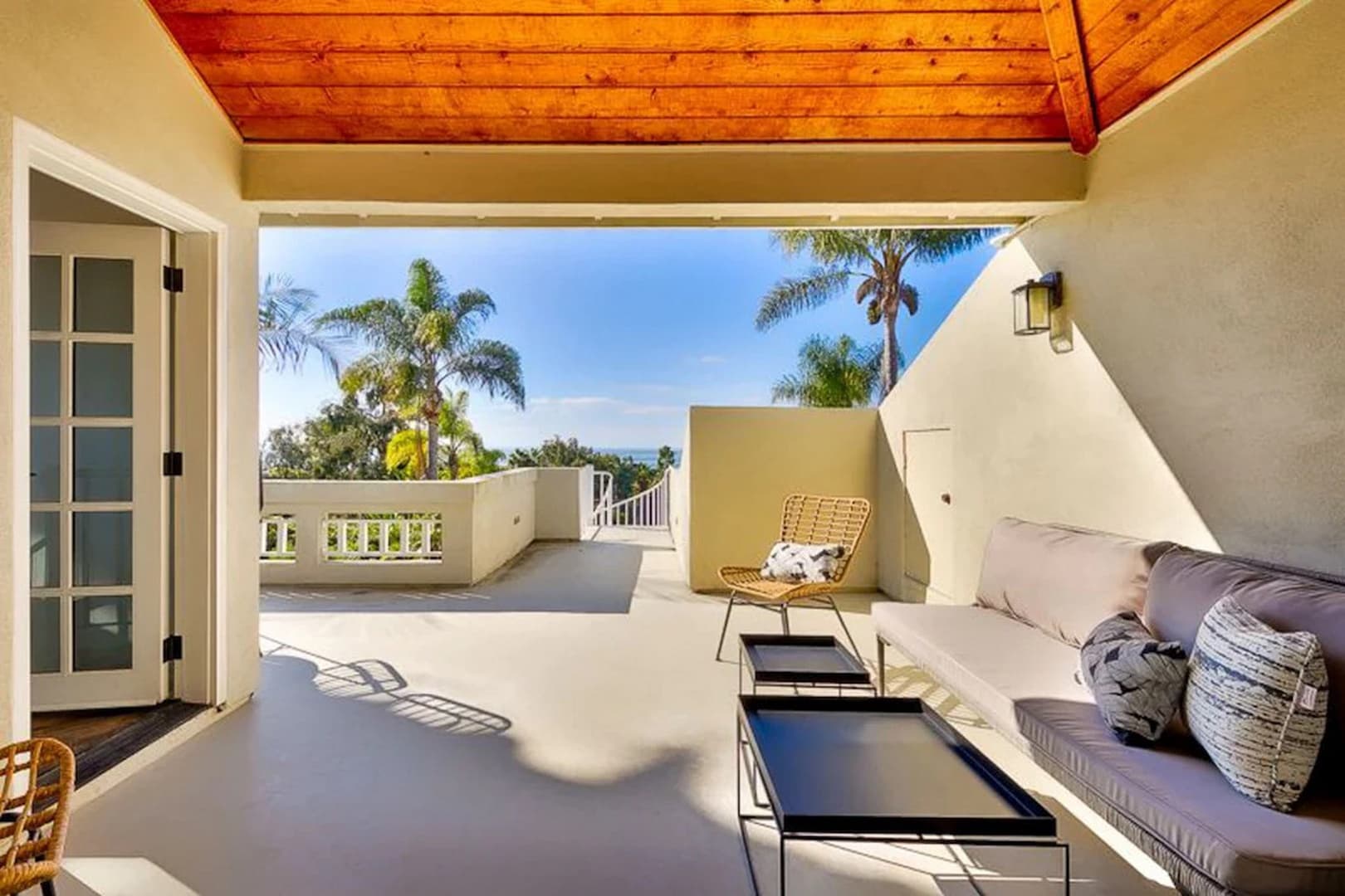 La Jolla Lifestyle - Image 43