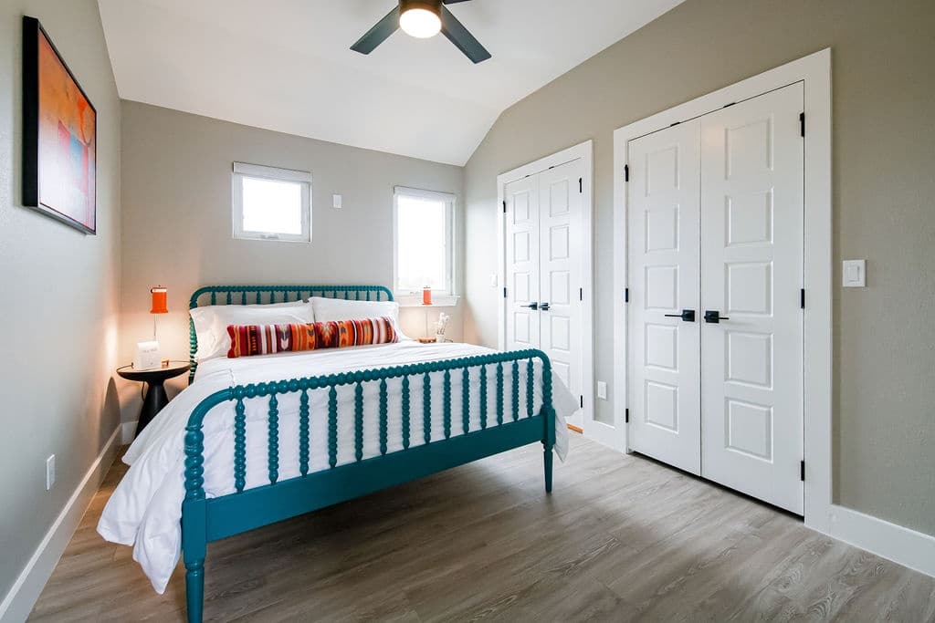 Wish You Were Here Place - Image 21