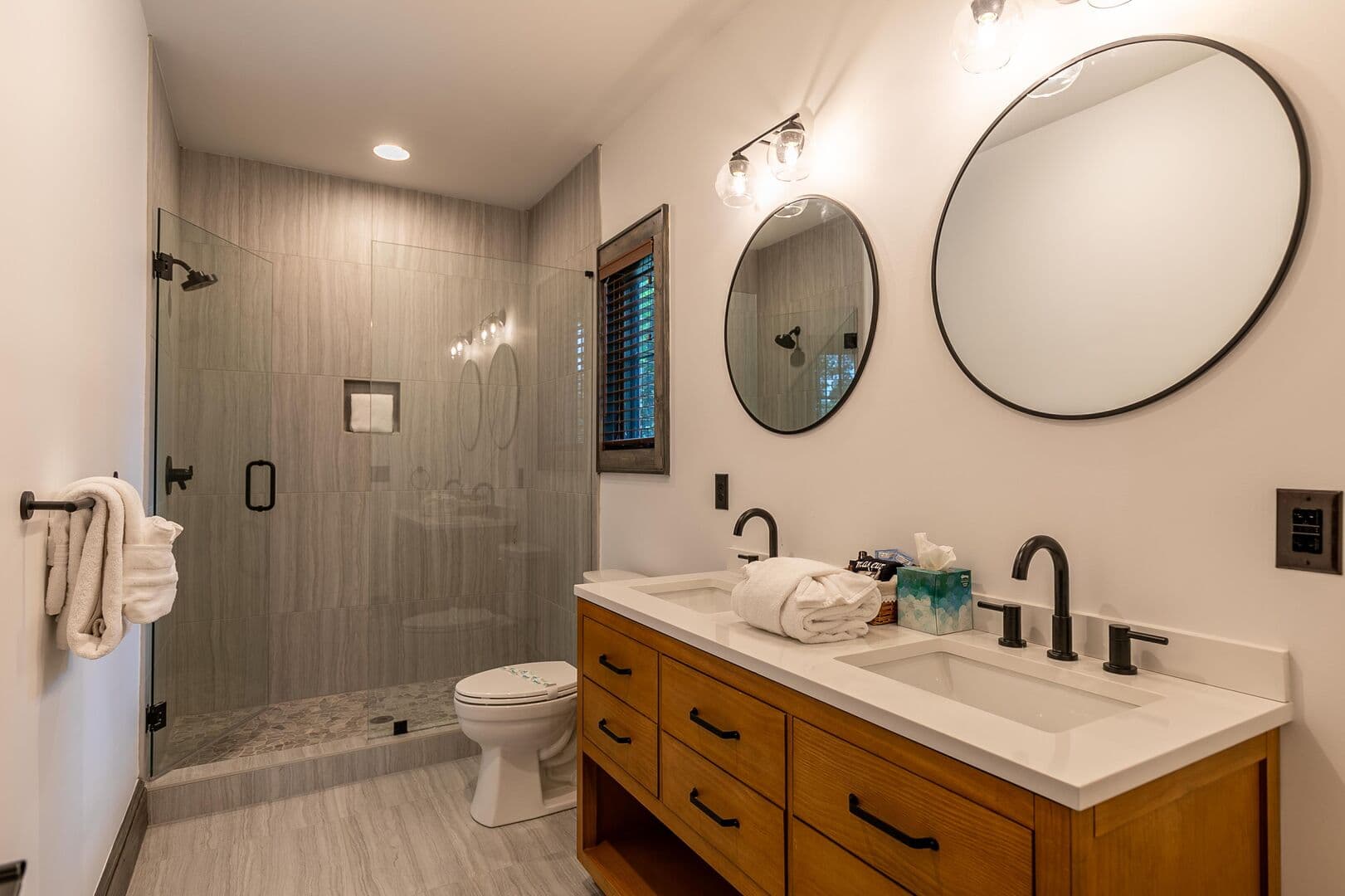 Teddy Bear's Retreat - Image 13