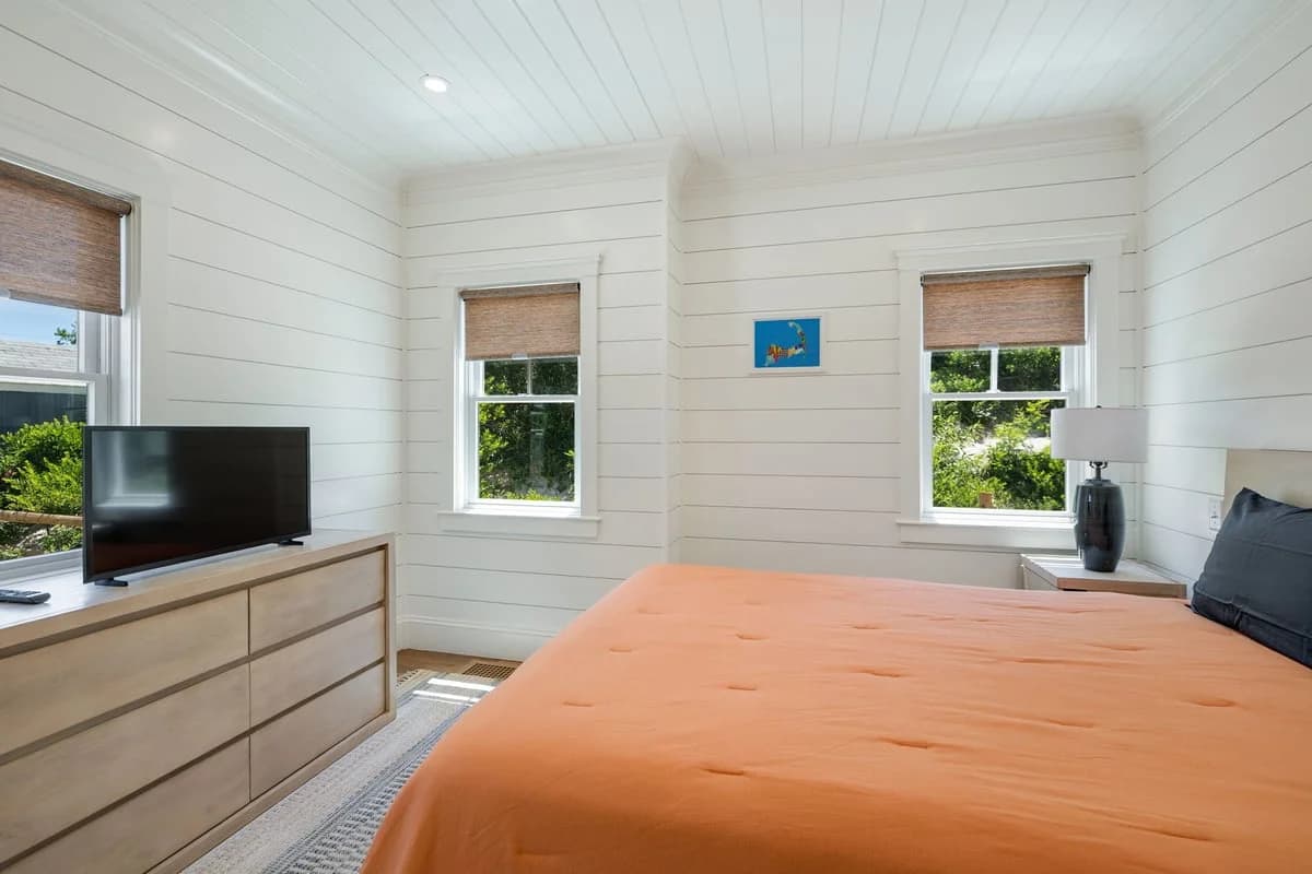 Mayflower Sands - Image 11