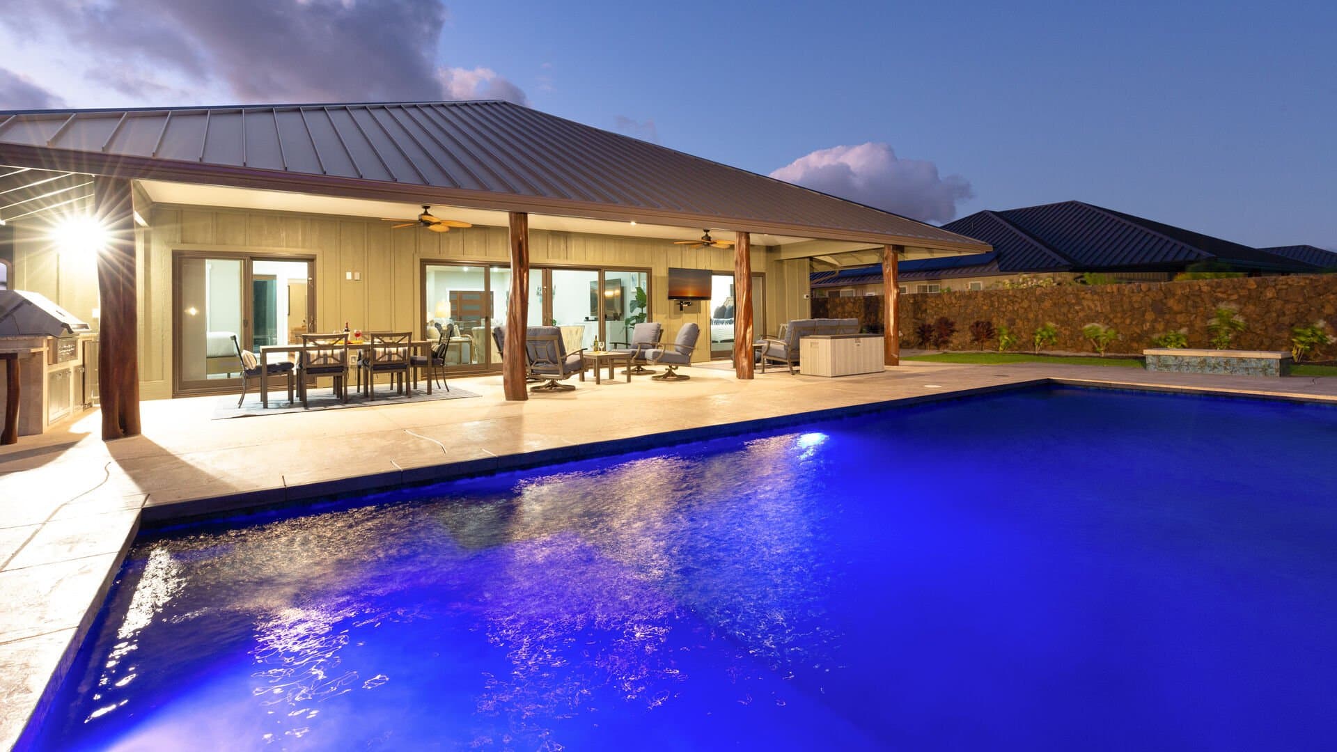 Aloha Paradise - Image 35