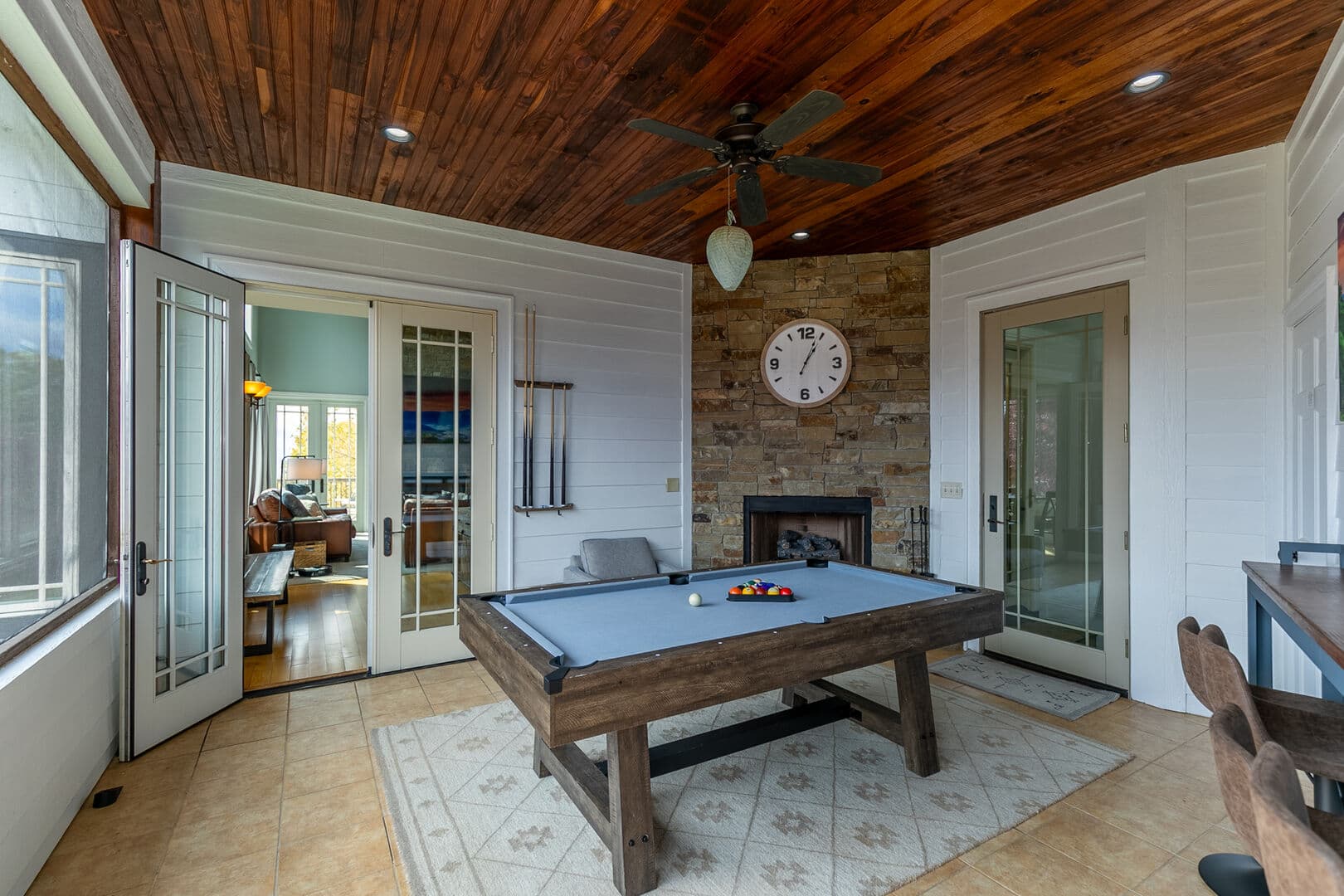 Mountain Top House - Image 15