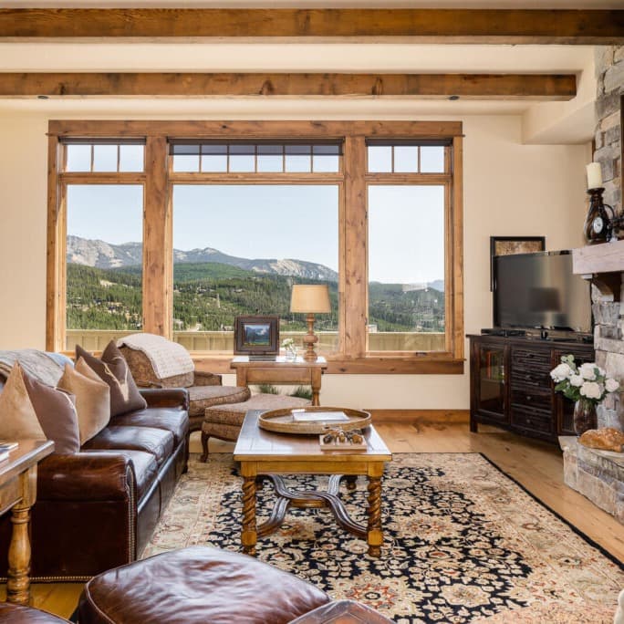 Mountain Loop Home - Image 1