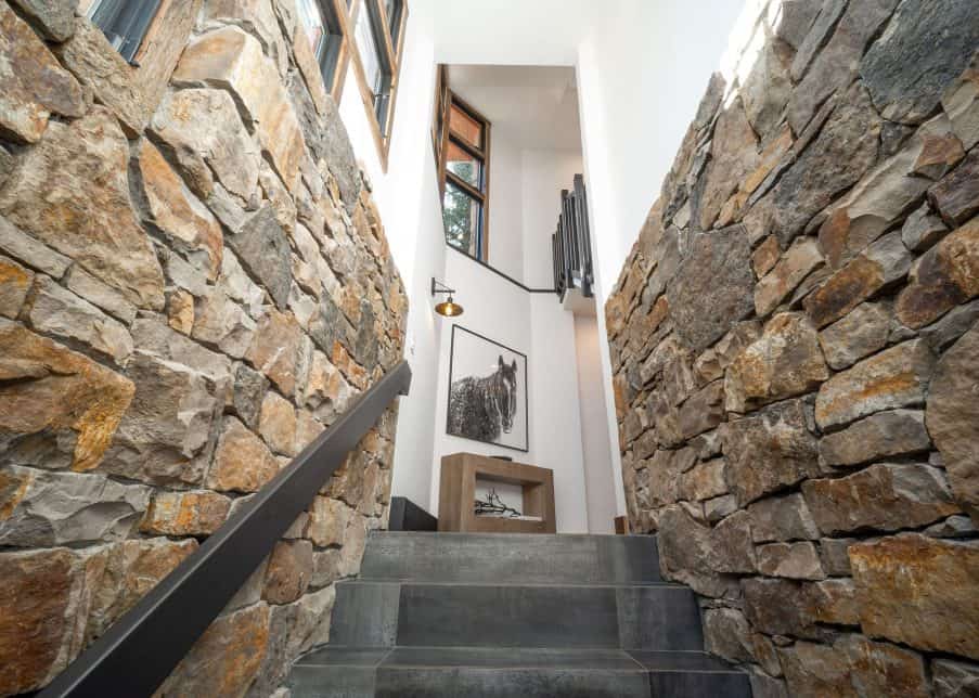 Winterleaf - Image 33