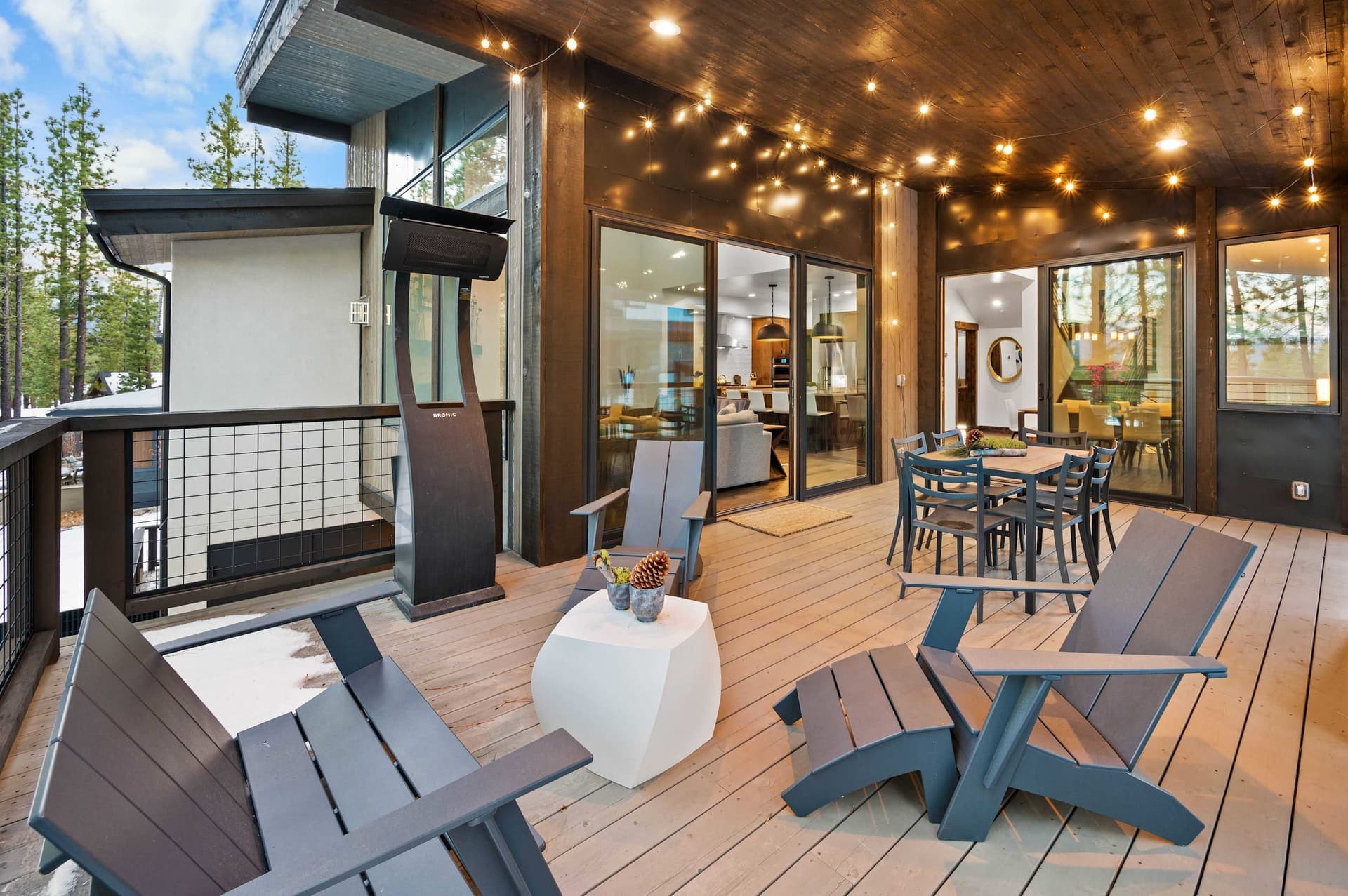 Luxurious Truckee - Image 23