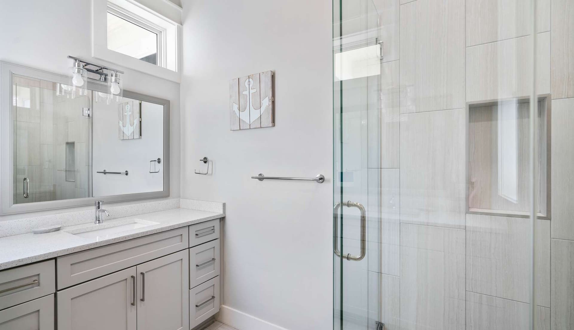 Latitudes Manor - Image 29