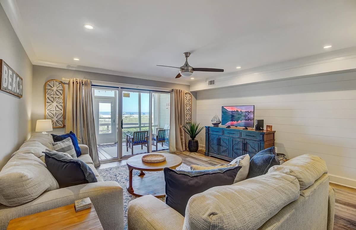 Mariners Walk #11B - Image 4