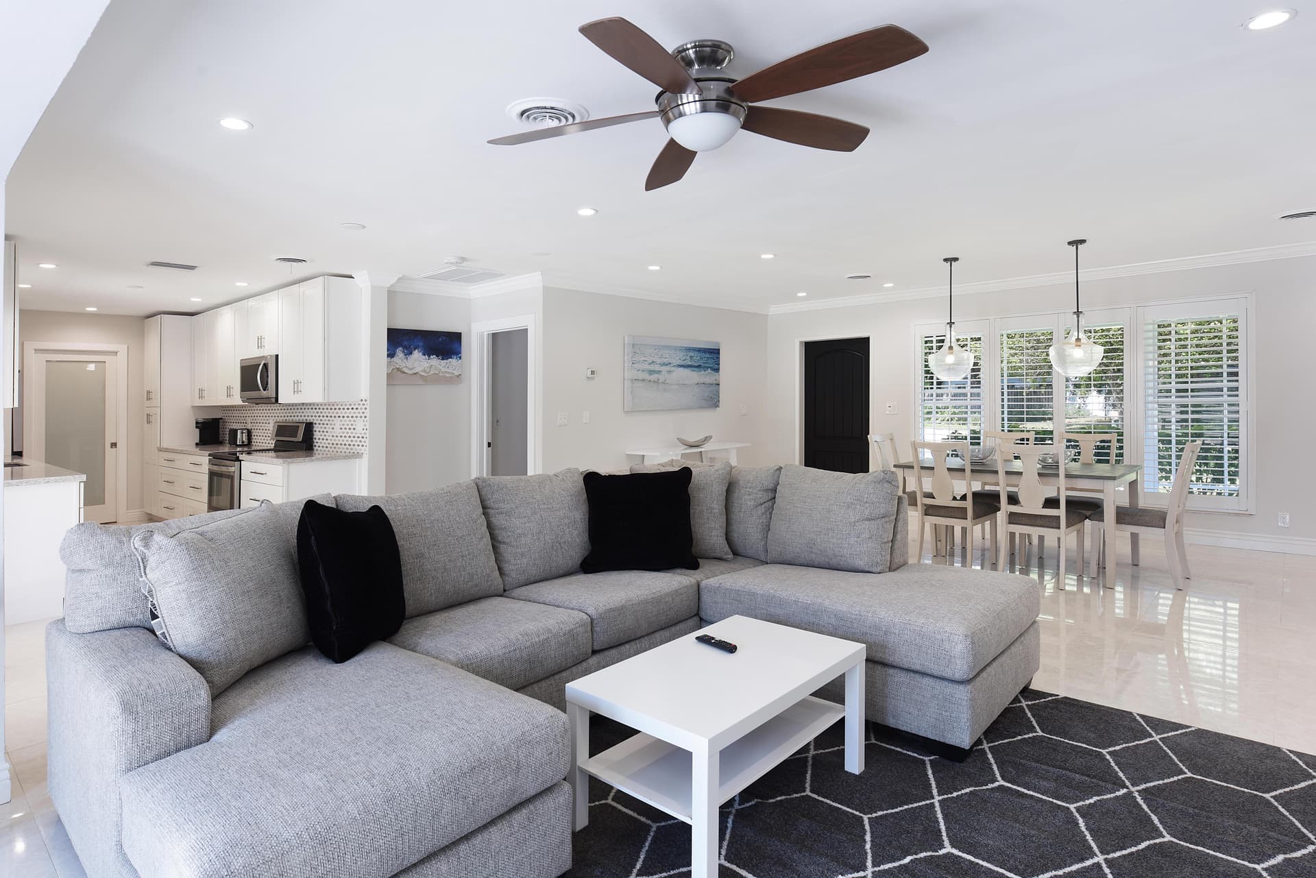 Light Beam House  - Image 4