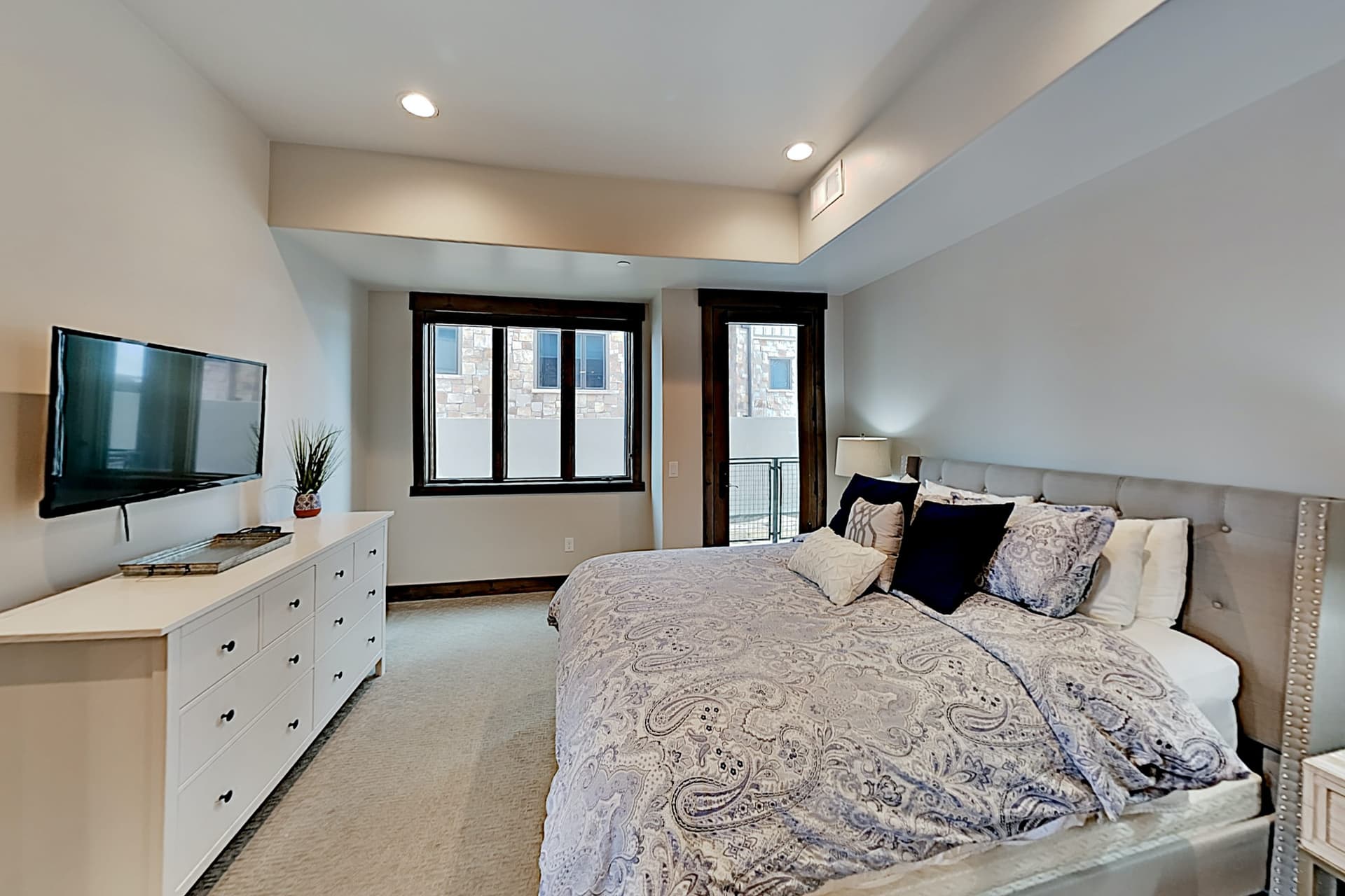 Blackstone 1G Home - Image 13