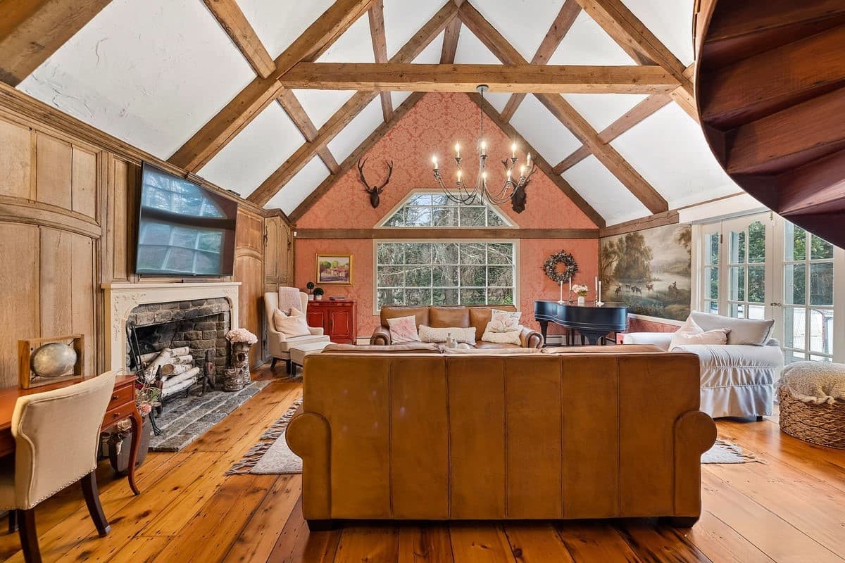 Brewster Barefoot Bliss - Image 19