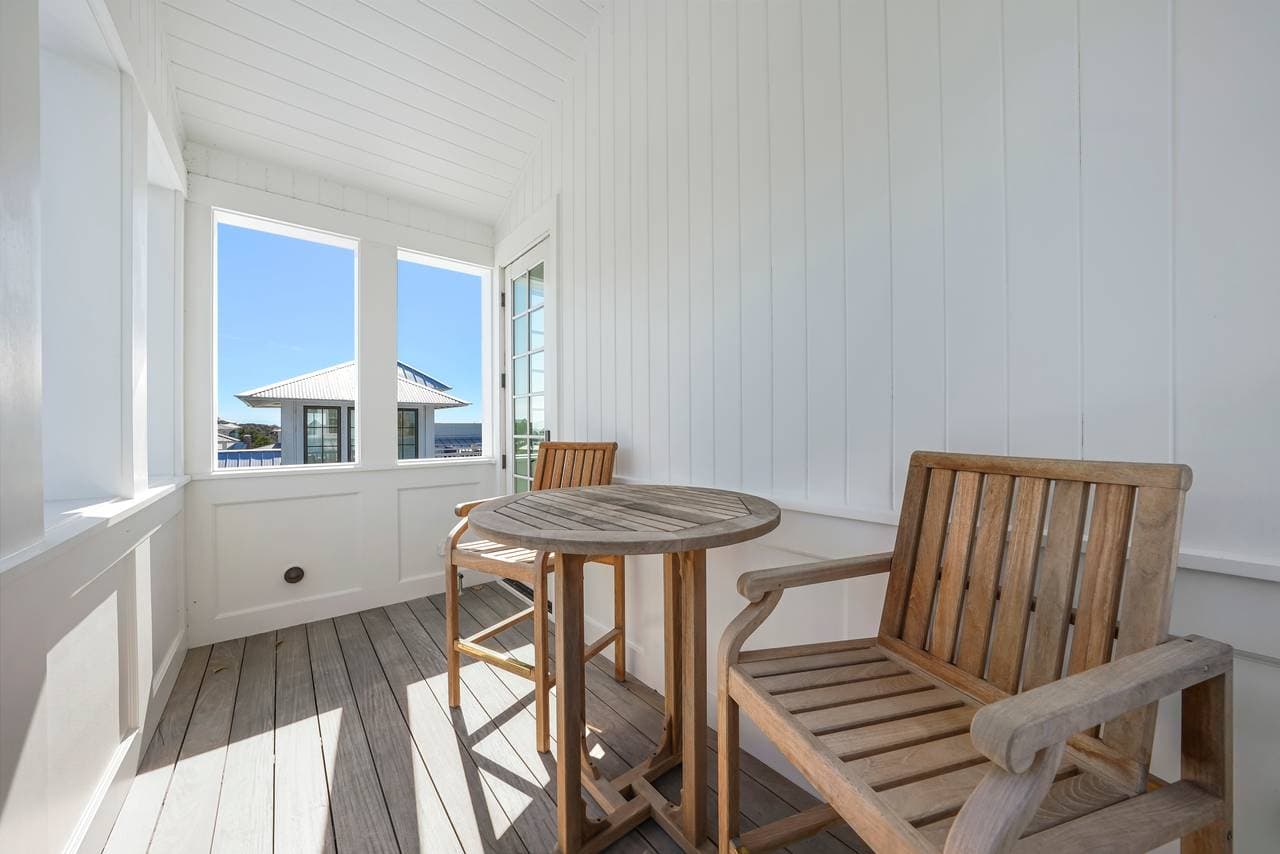 On the Lawn Villa - Image 43