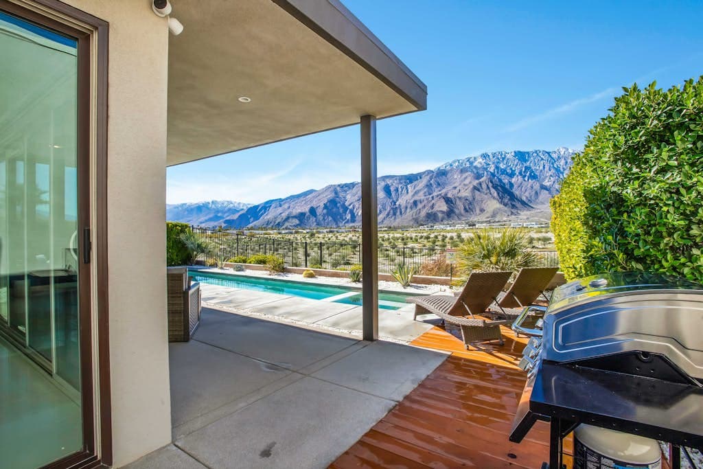 Majestic Mountain View - Image 15