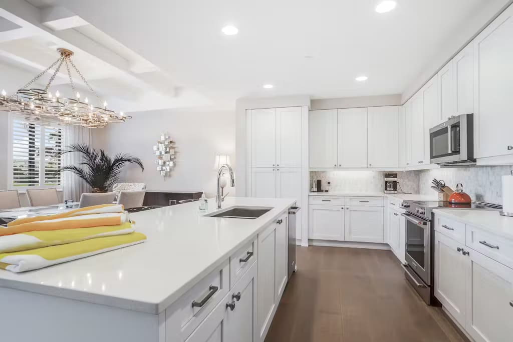 Naples Square Paradise - Image 8